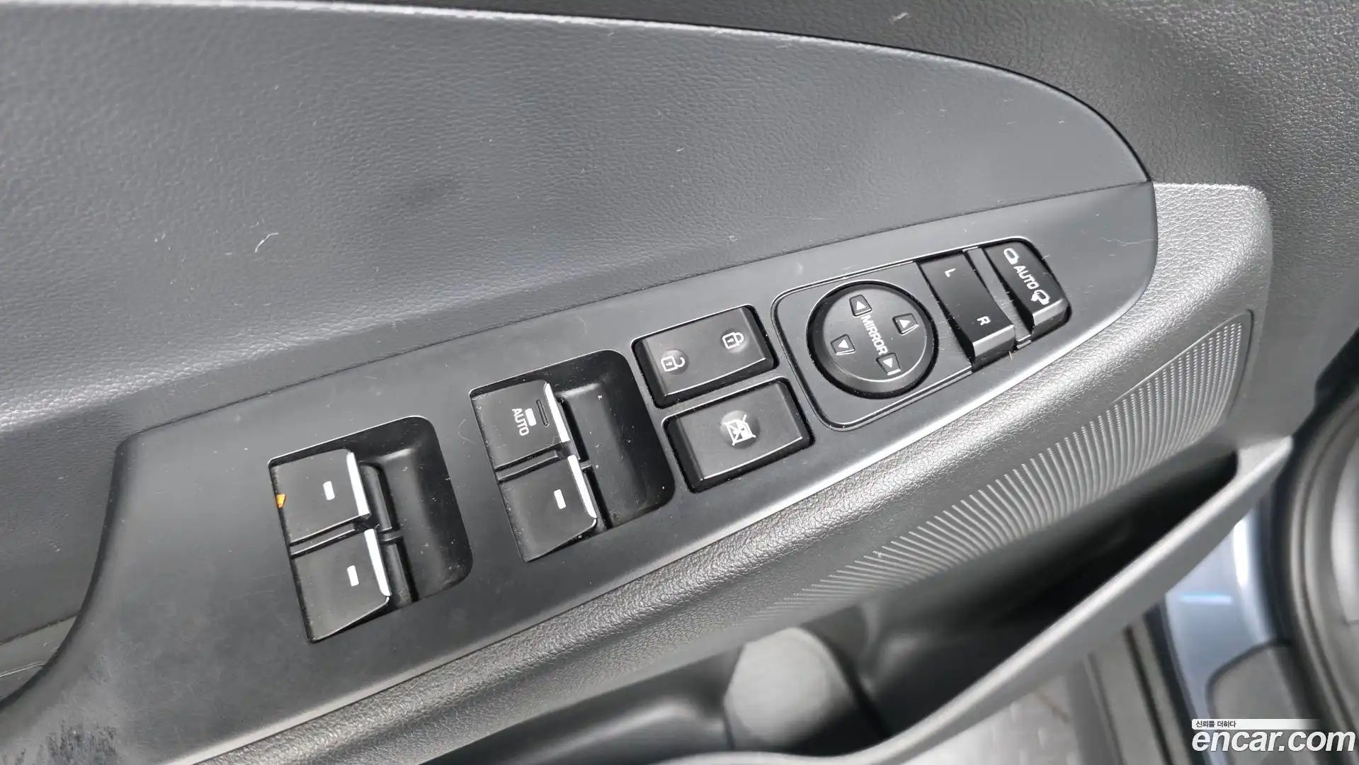 Tucson Hyundai 2019.1-OPTION-041