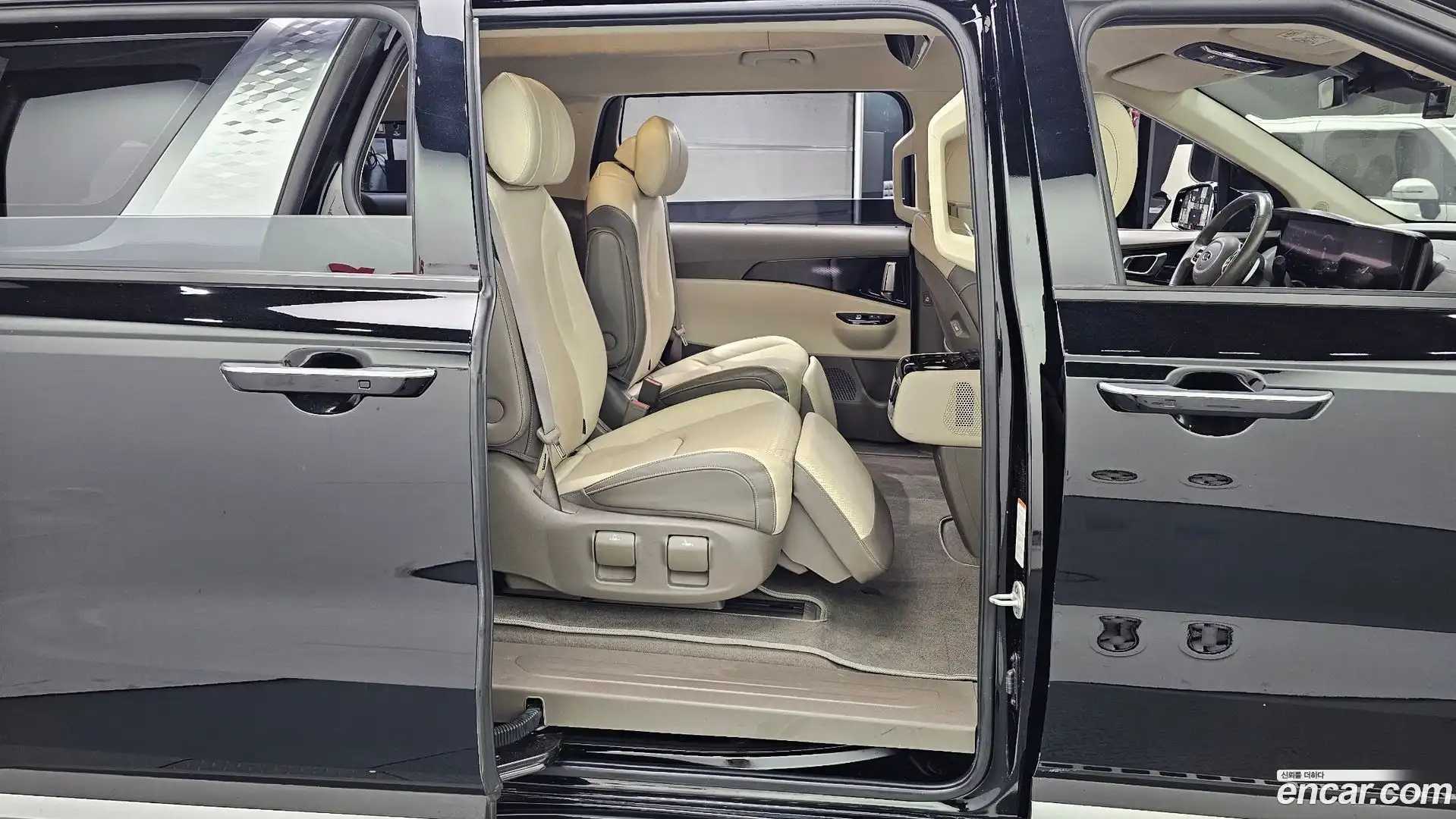 Canival Kia 2021.5-INNER-036
