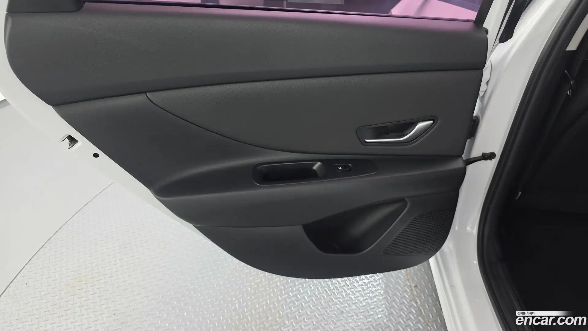 AVANTE Hyundai 2021.2-INNER-035