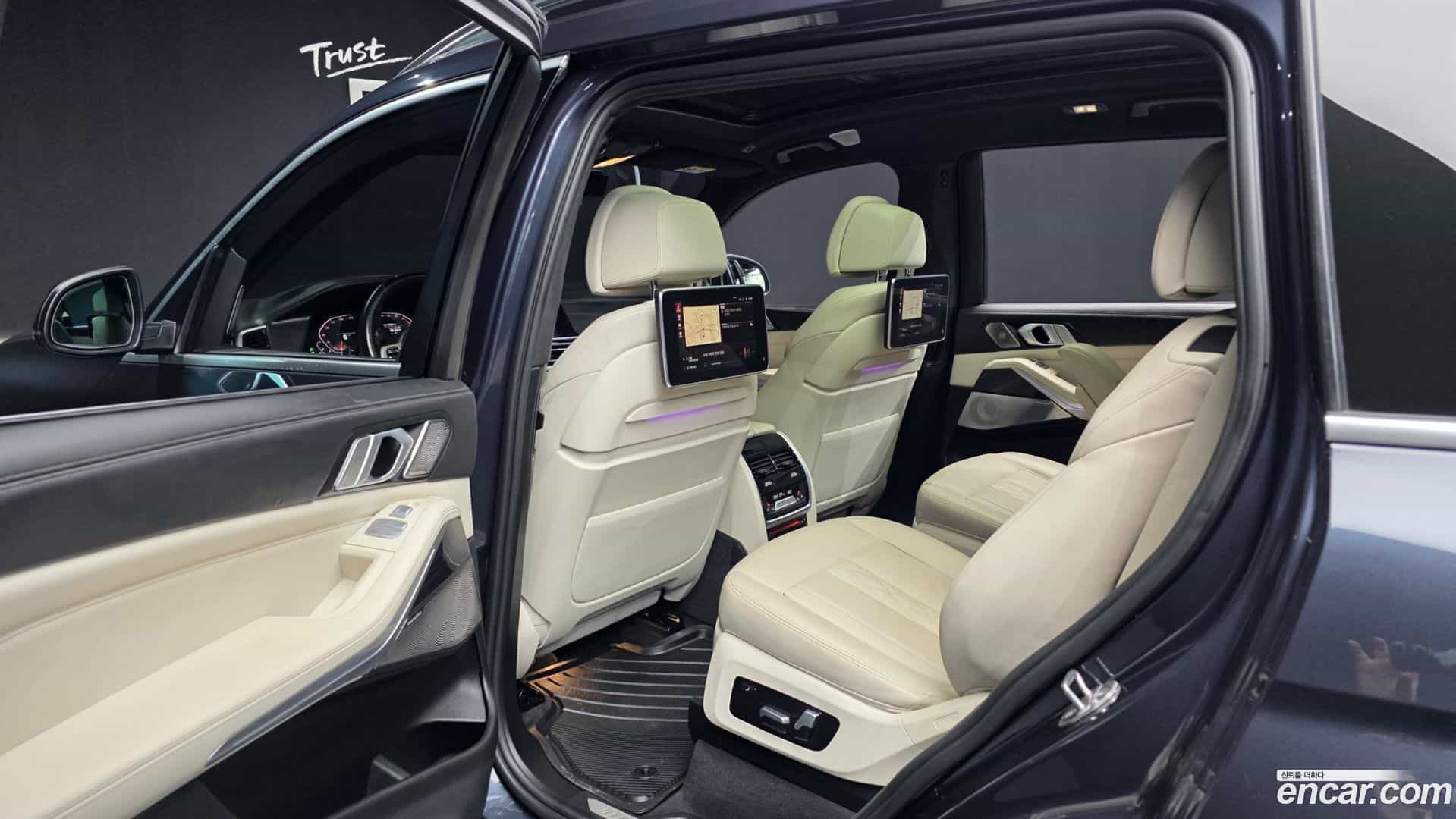 X7 BMW 2021.11-INNER-036