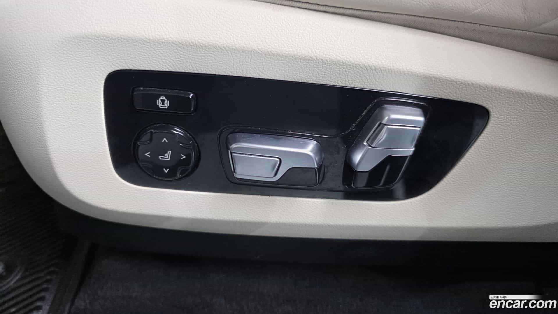 X7 BMW 2021.11-OPTION-045