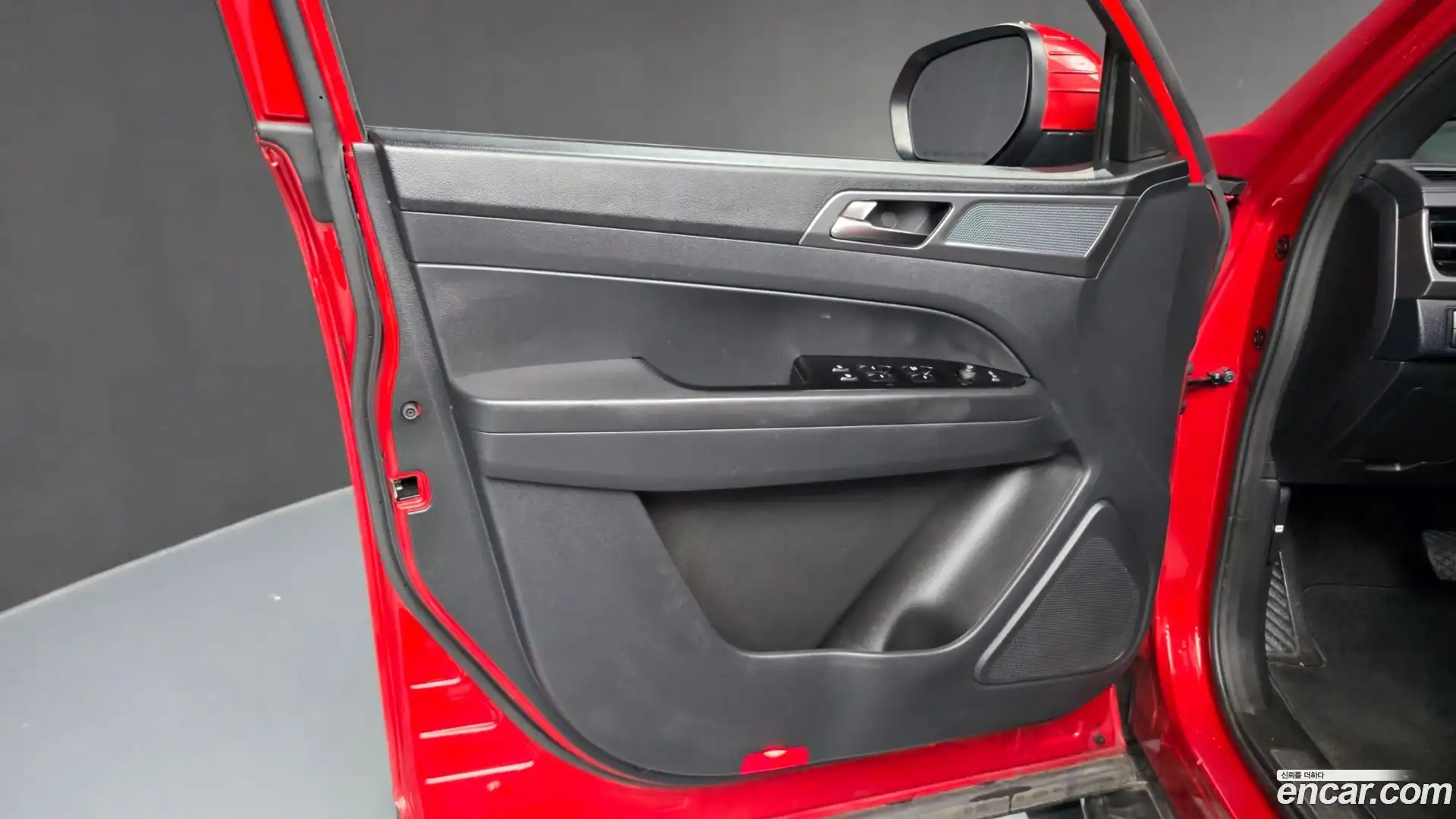 Rexton KG Mobility 2024.6-INNER-034