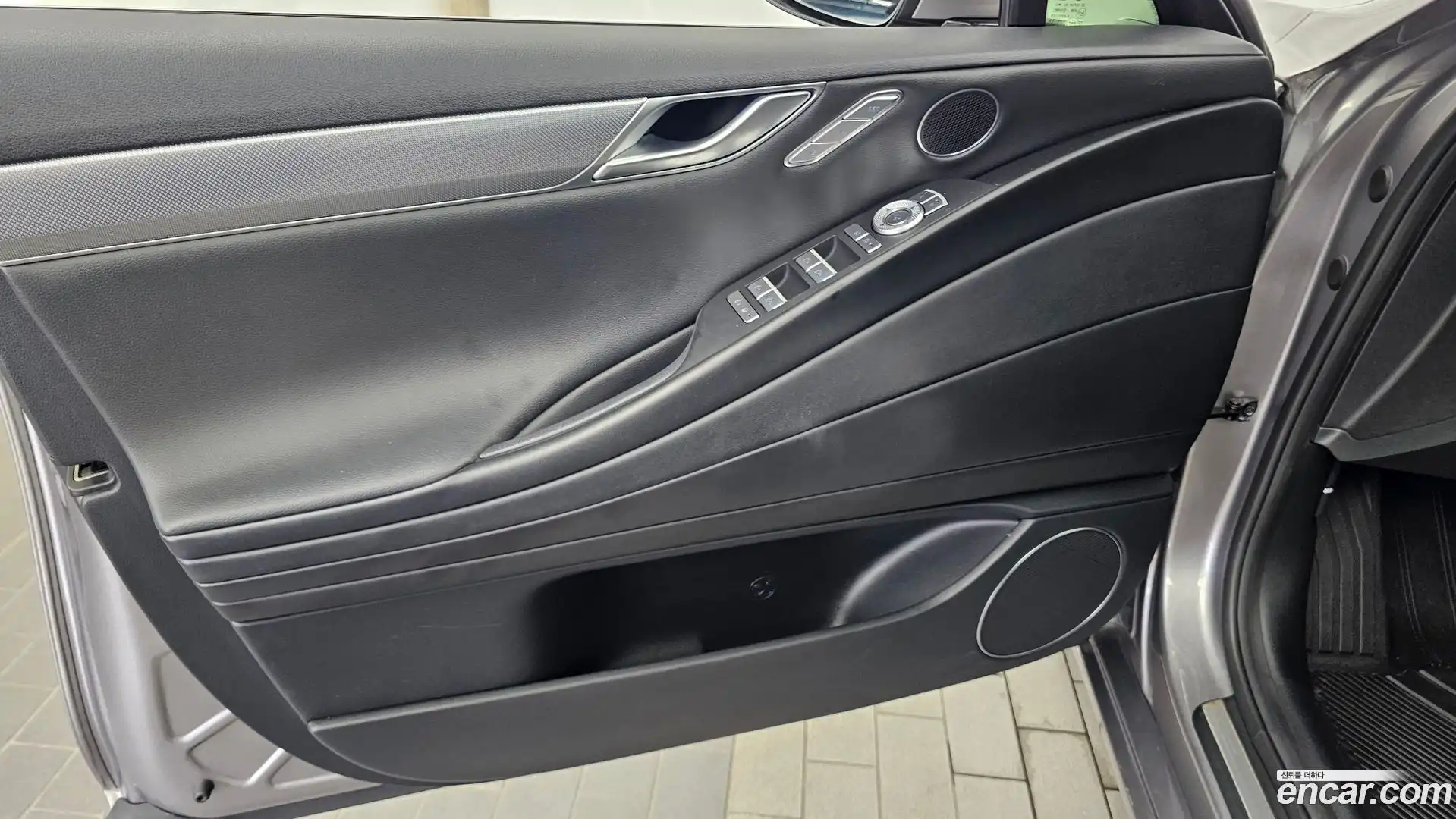 G80 Genesis 2020.8-INNER-034