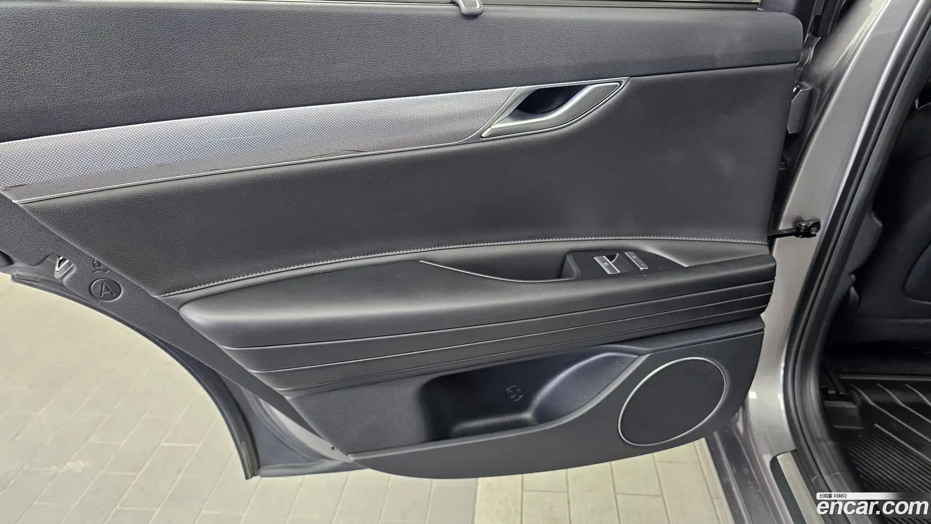G80 Genesis 2020.8-INNER-035