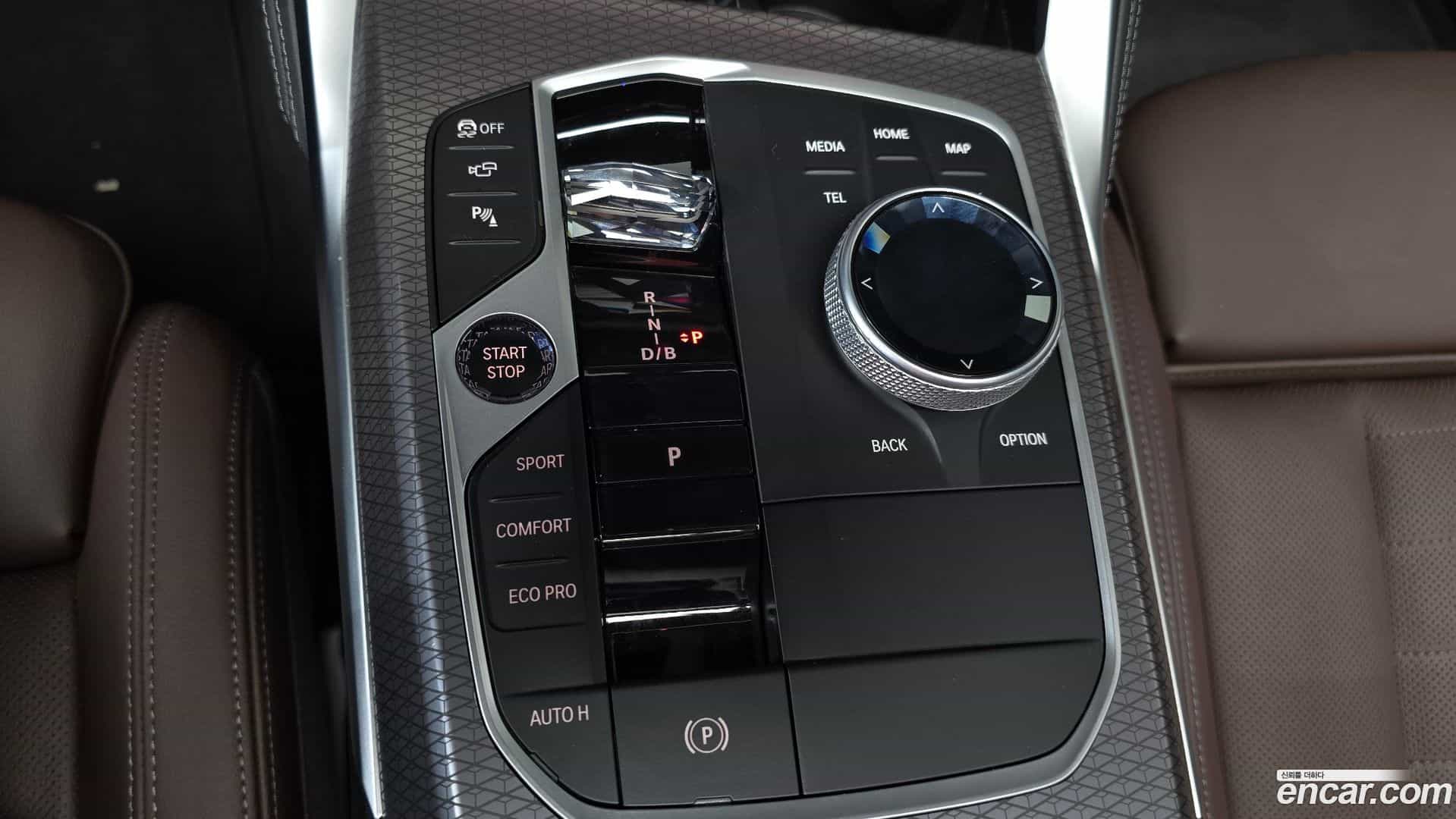 i4 BMW 2025.9-INNER-009