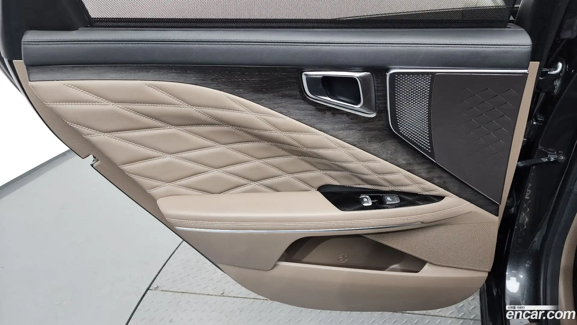 K8 Kia 2021.5-INNER-035
