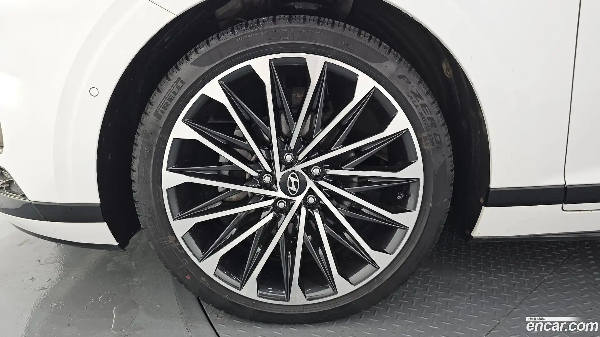 Grandeur Hyundai 2023.11-OUTER-031