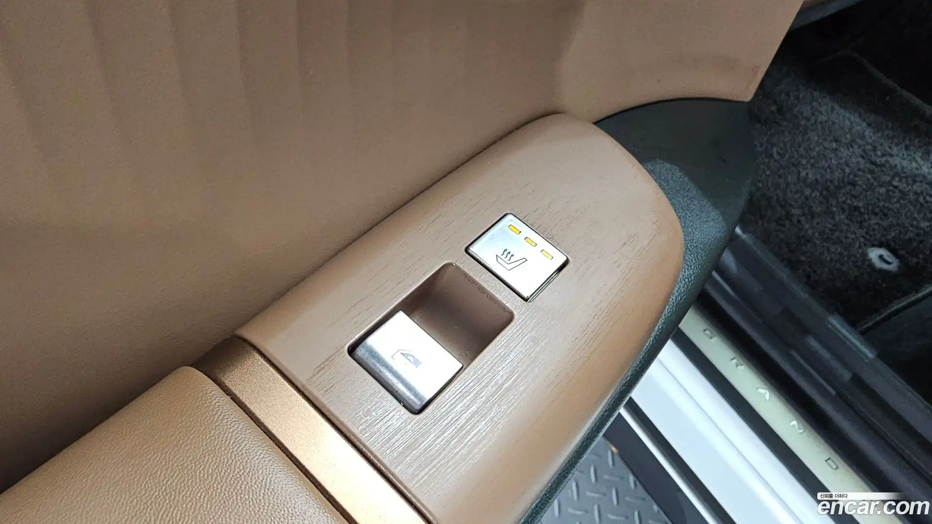 Grandeur Hyundai 2023.11-OPTION-042