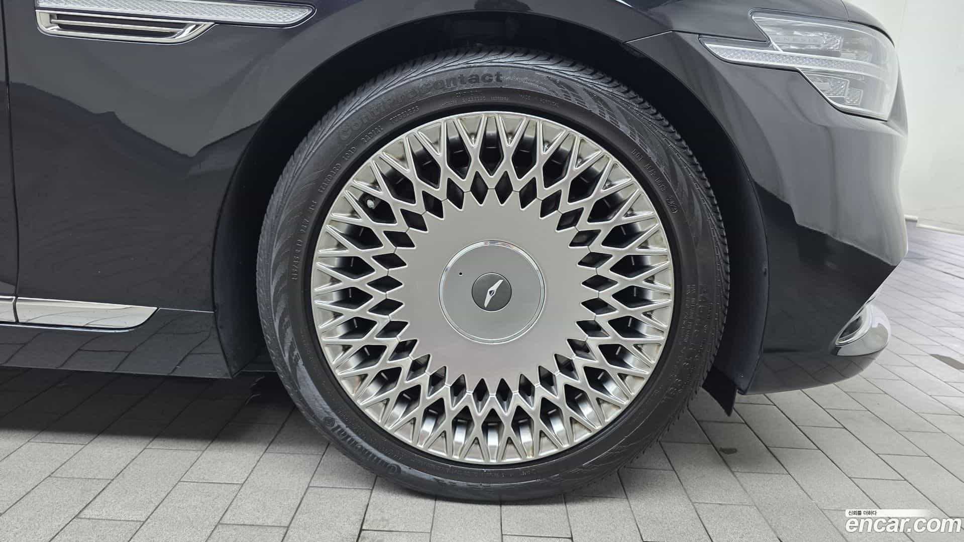 G90 Genesis 2019.0-OUTER-031