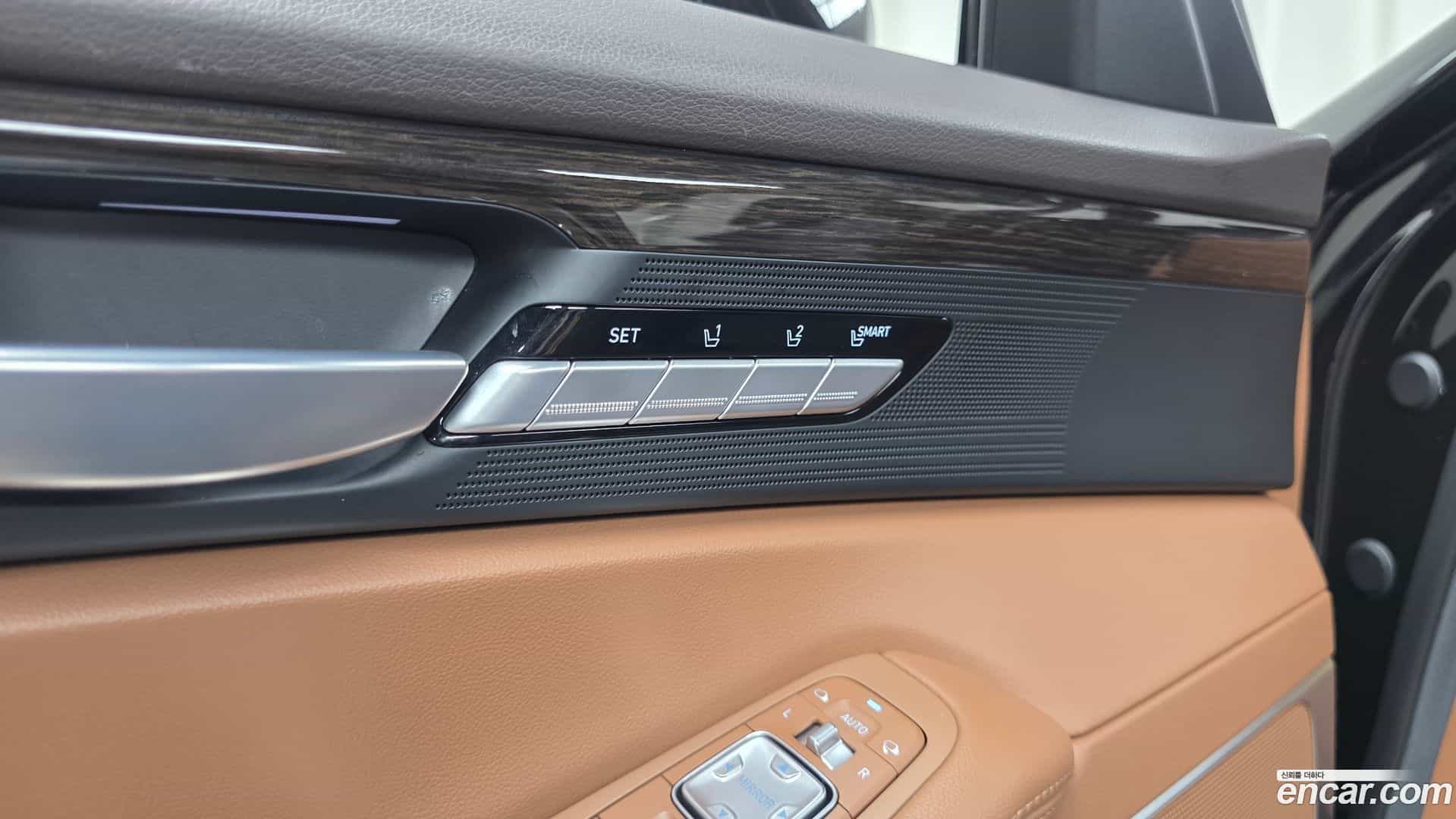 G90 Genesis 2019.0-OPTION-043
