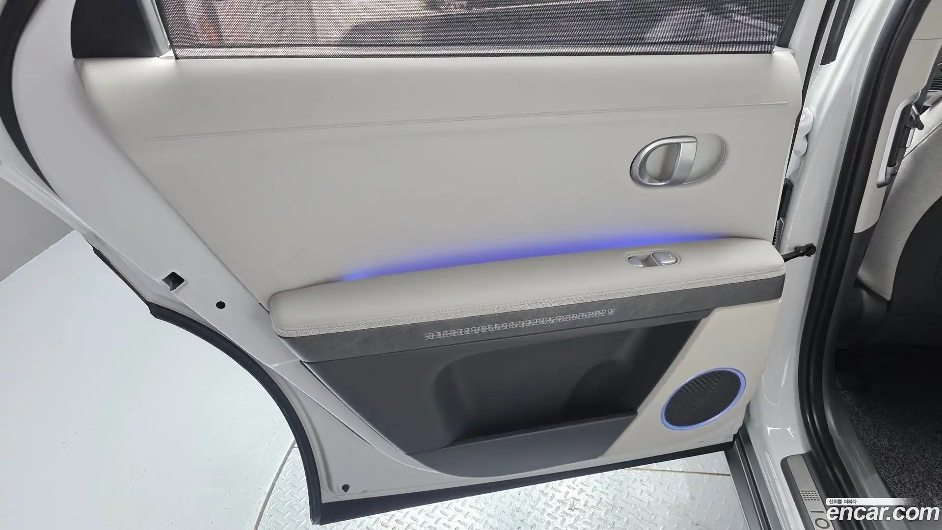Ioniq5 Hyundai 2022.5-INNER-035
