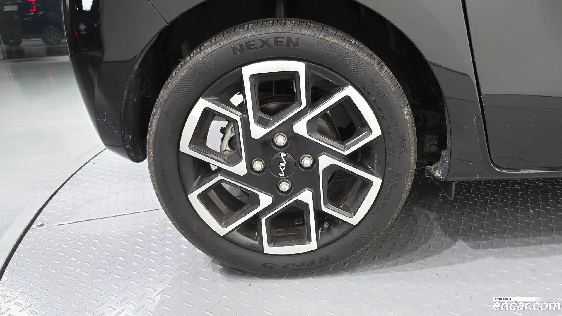 RAY Kia 2024.0-OUTER-005