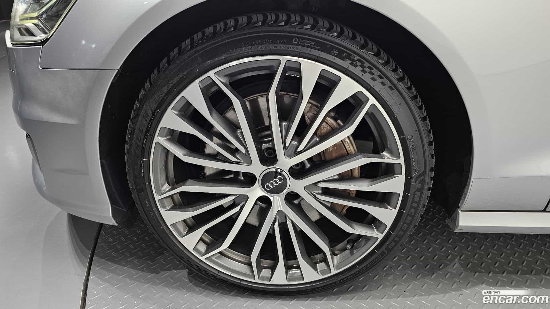 A6 Audi 2016.1-OUTER-005