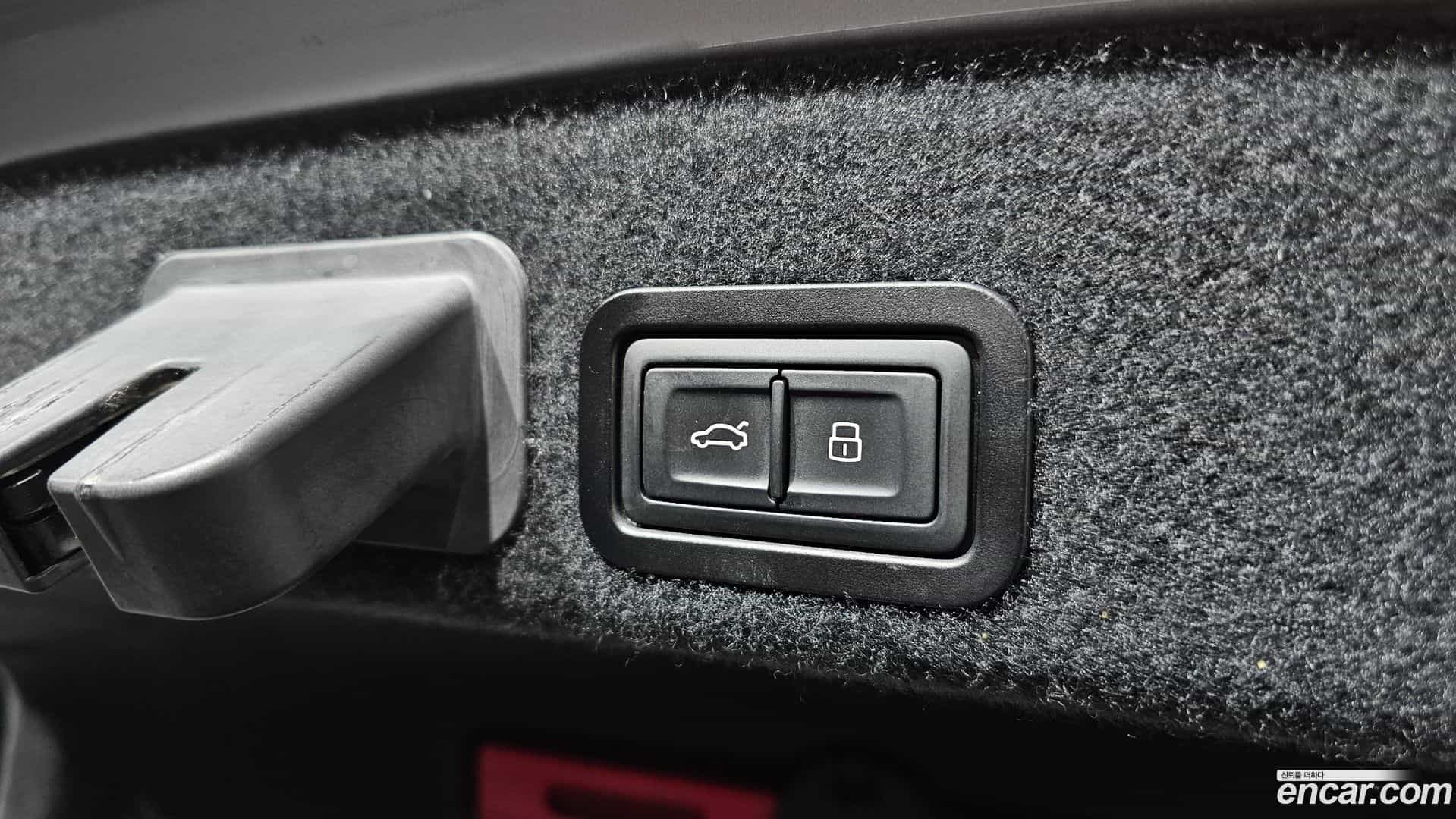 A6 Audi 2016.1-OPTION-024