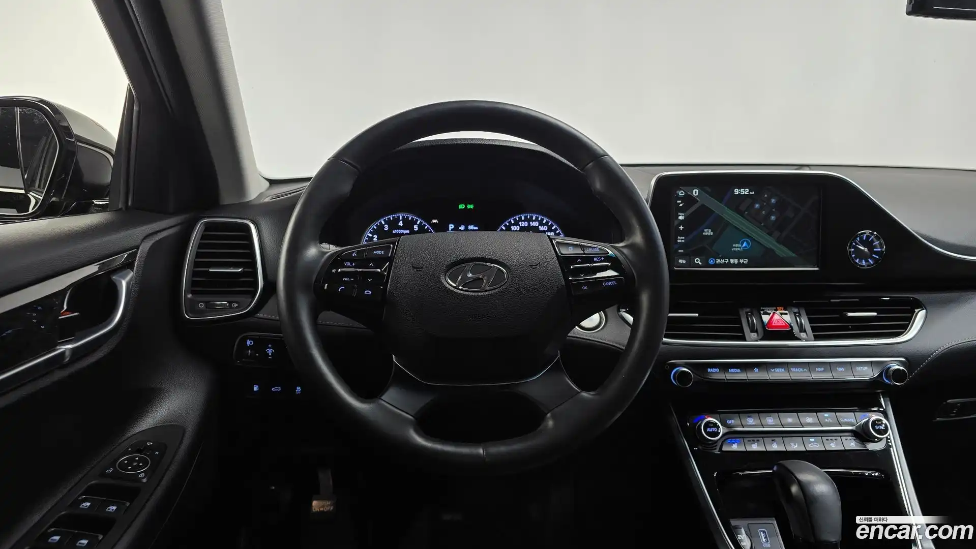 Grandeur Hyundai 2019.0-OPTION-017
