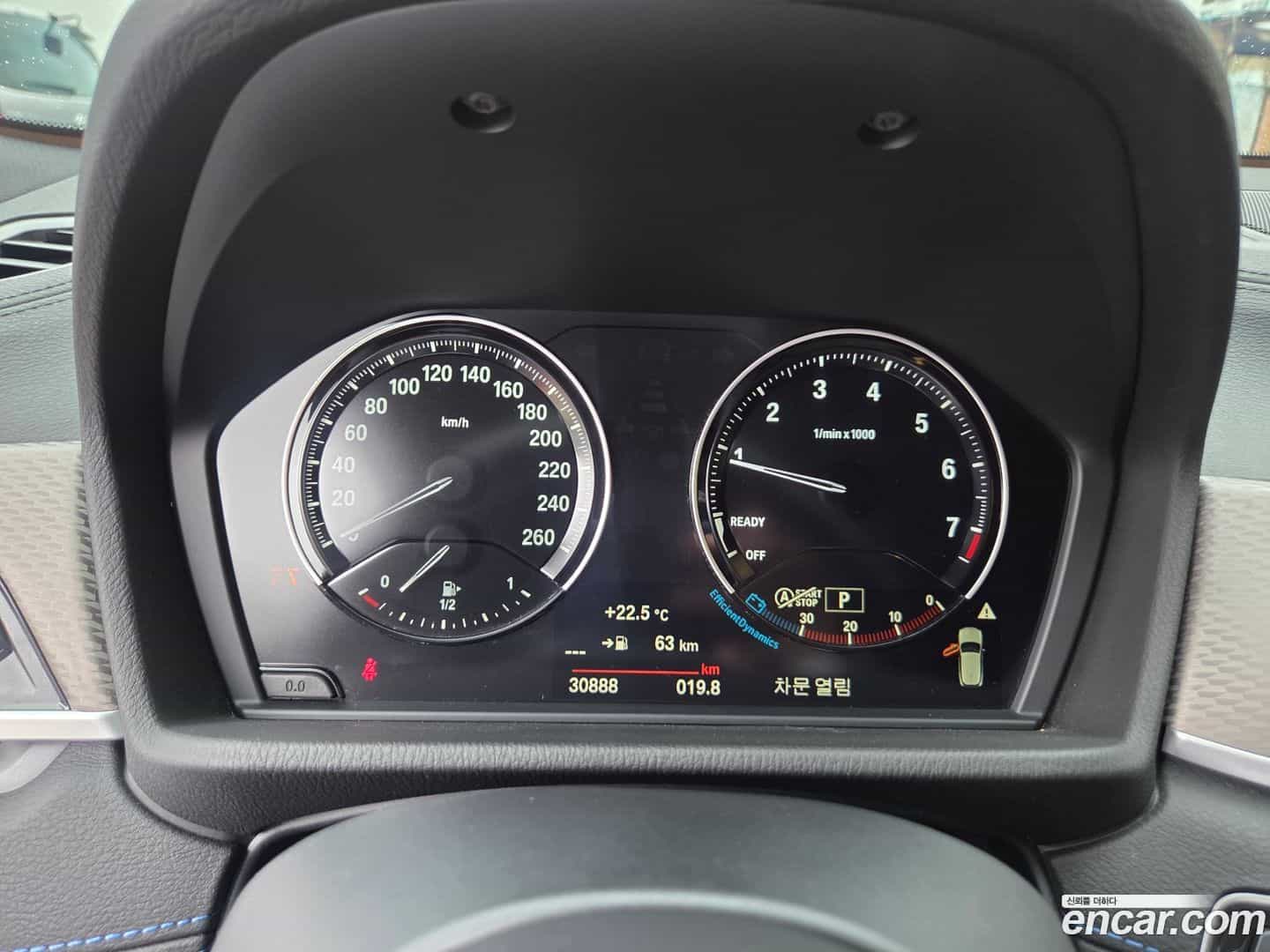 X2 (F39) BMW 2021.10-OPTION-015