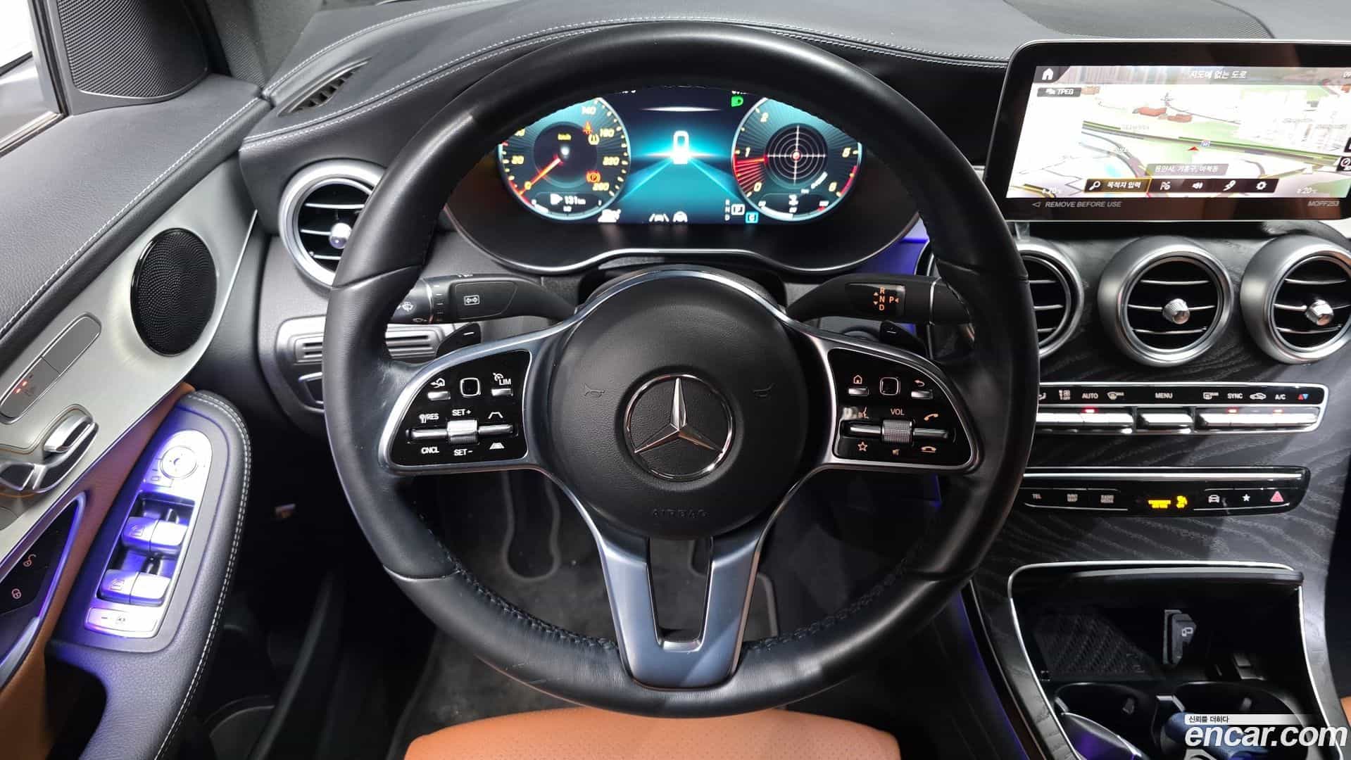 GLC-Class Mercedes-Benz 2022.10-OPTION-018