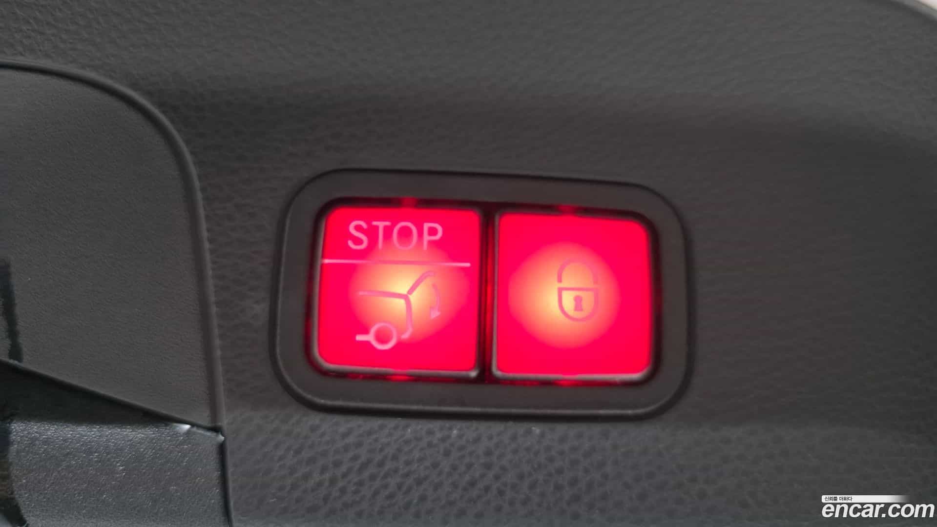GLC-Class Mercedes-Benz 2022.10-OPTION-021