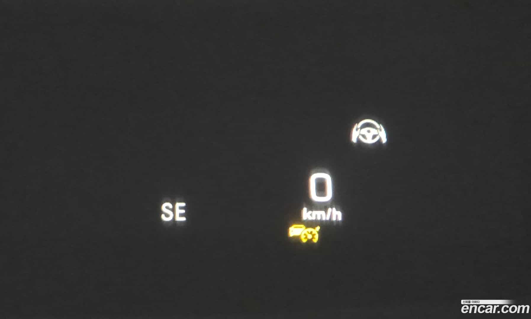 GLC-Class Mercedes-Benz 2022.10-OPTION-024