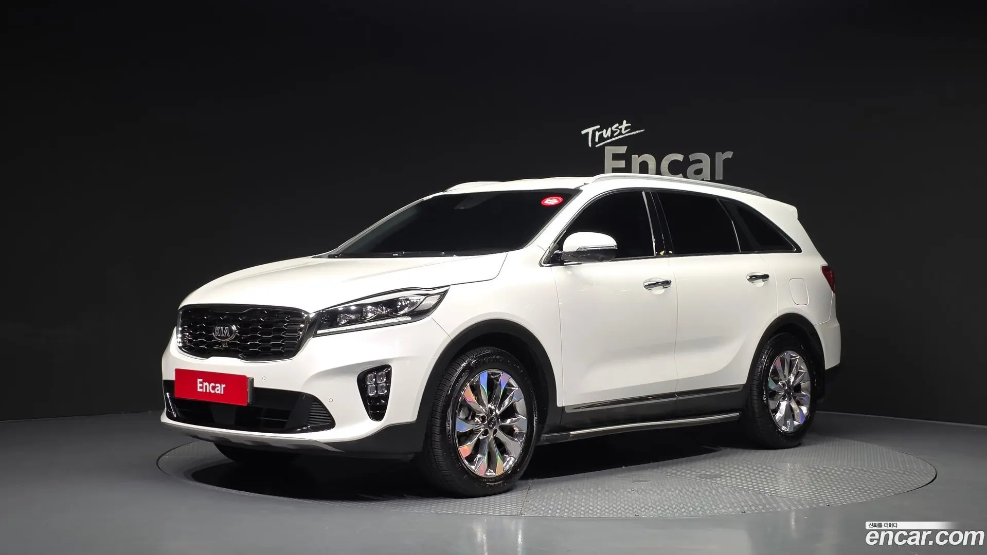 Main__Slider__Photo:Sorento Kia 2019.5-0