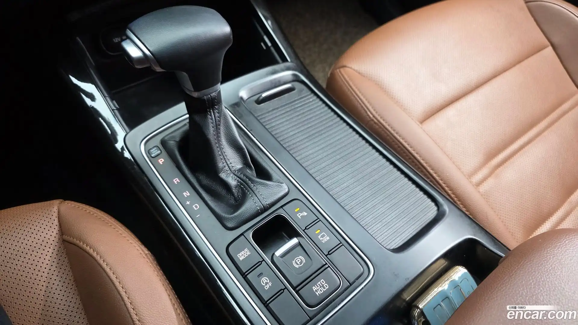 Sorento Kia 2019.5-INNER-009
