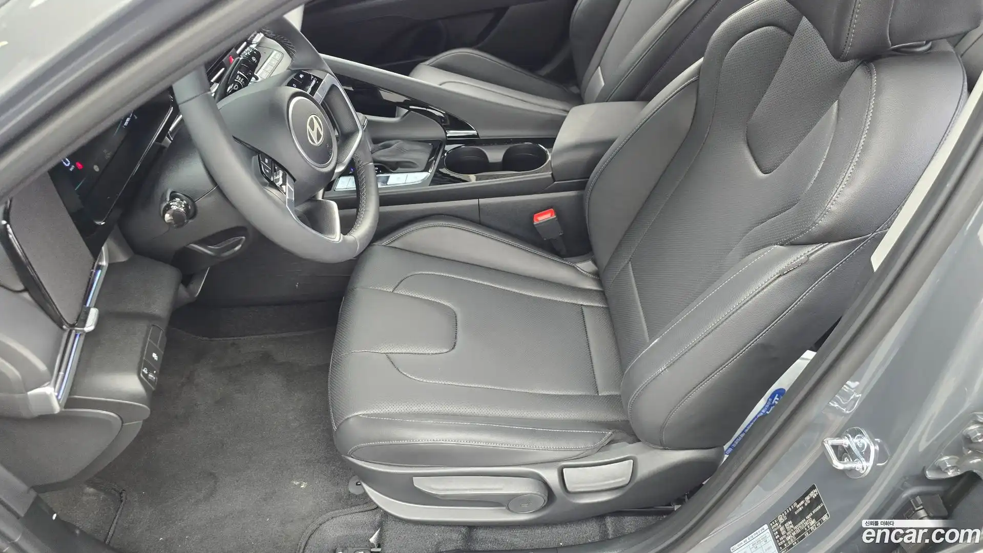 AVANTE Hyundai 2025.10-OPTION-042