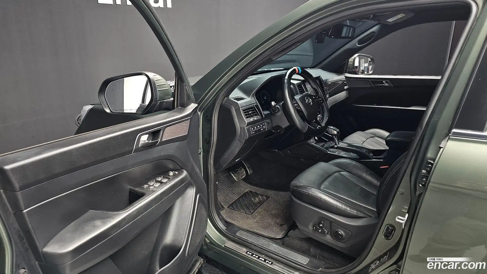 Rexton KG Mobility 2022.10-INNER-010