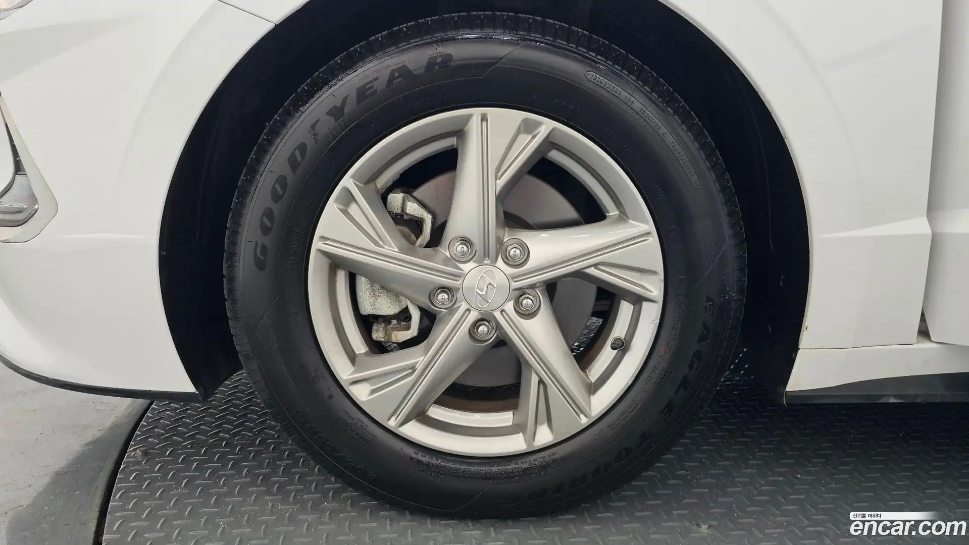 Sonata Hyundai 2019.6-OUTER-005