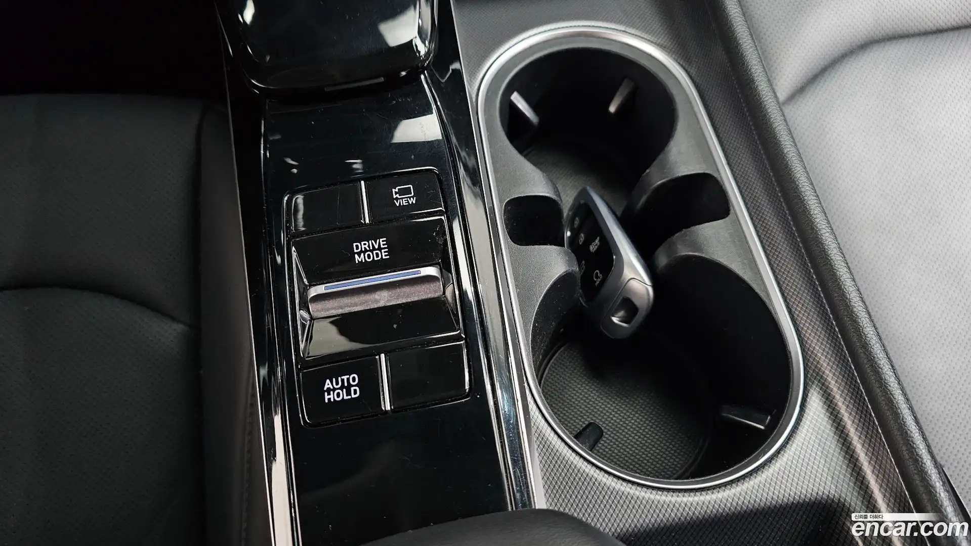 Sonata Hyundai 2019.6-OPTION-024