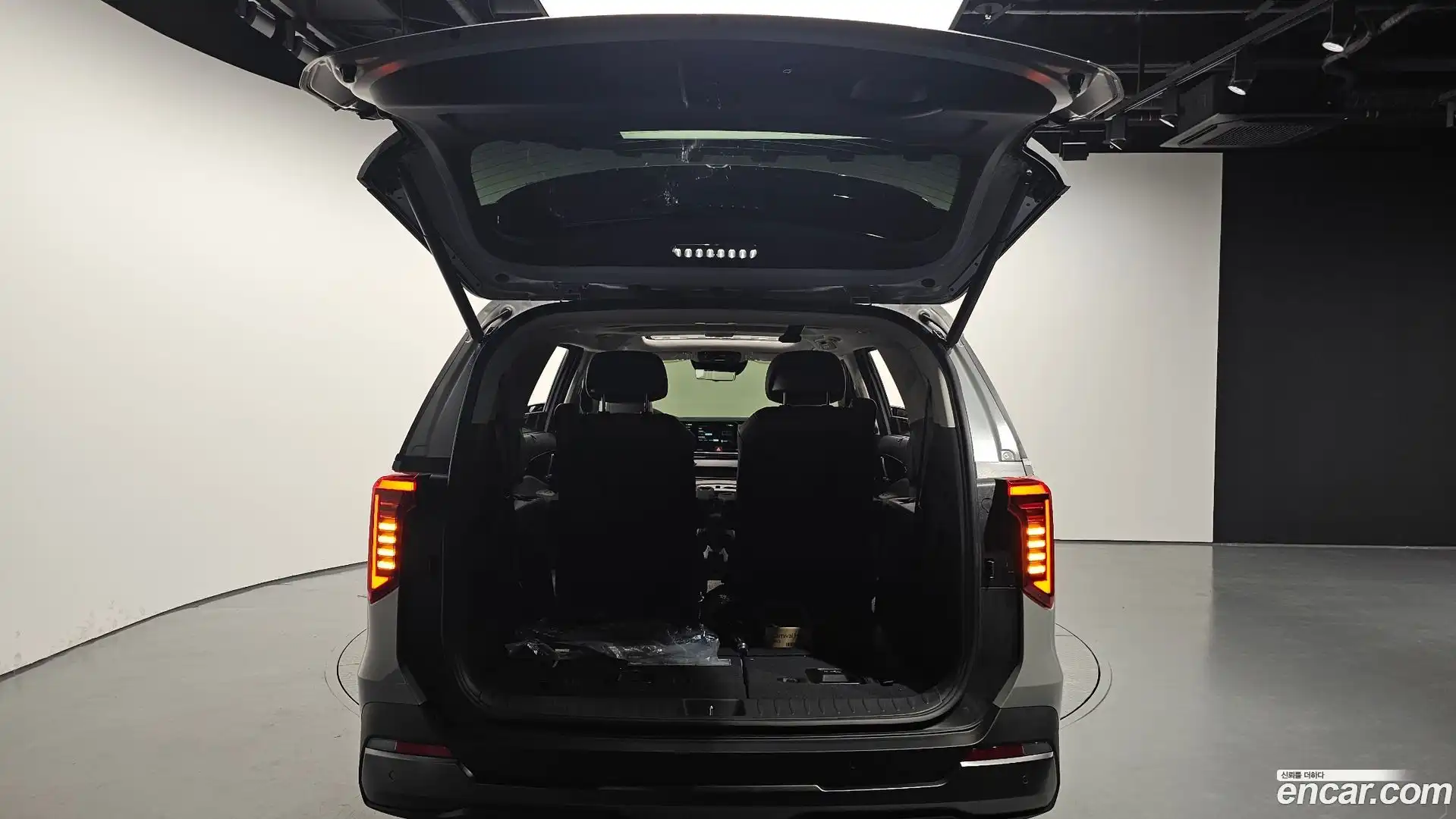 Canival Kia 2024.6-OPTION-024