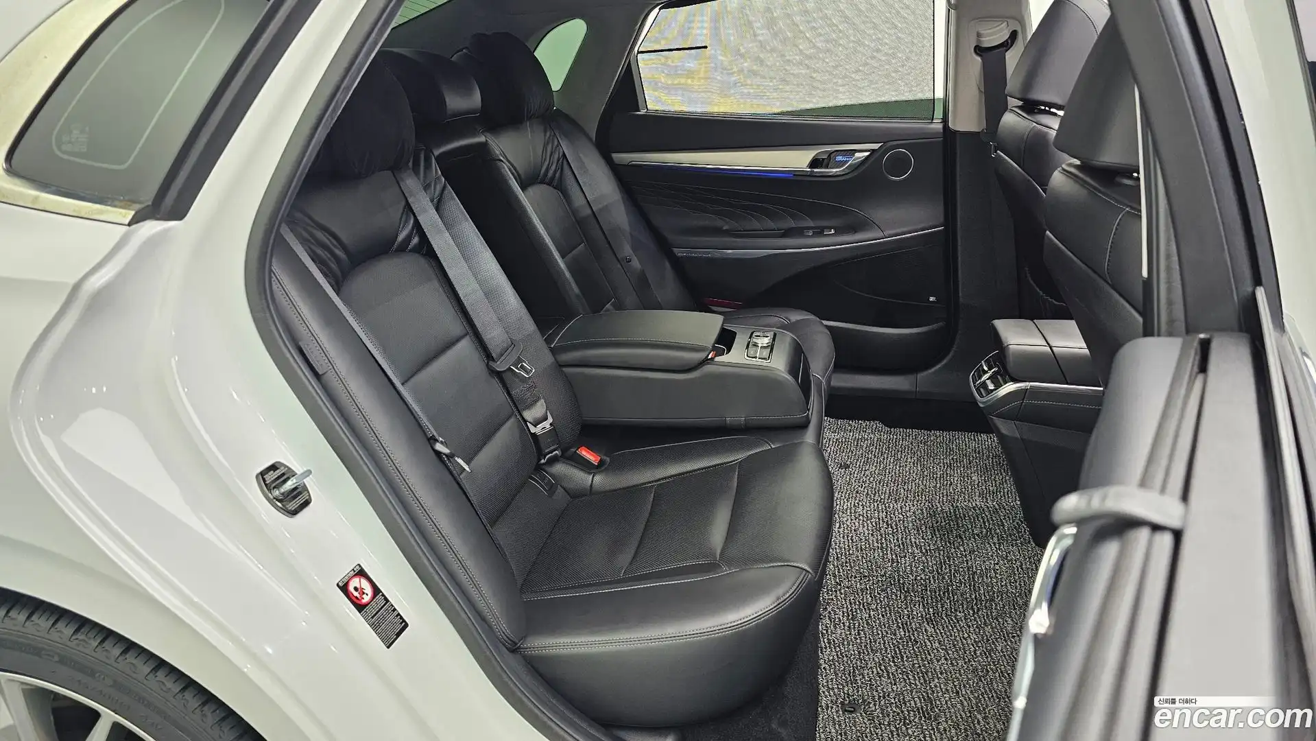 Grandeur Hyundai 2020.4-OPTION-015