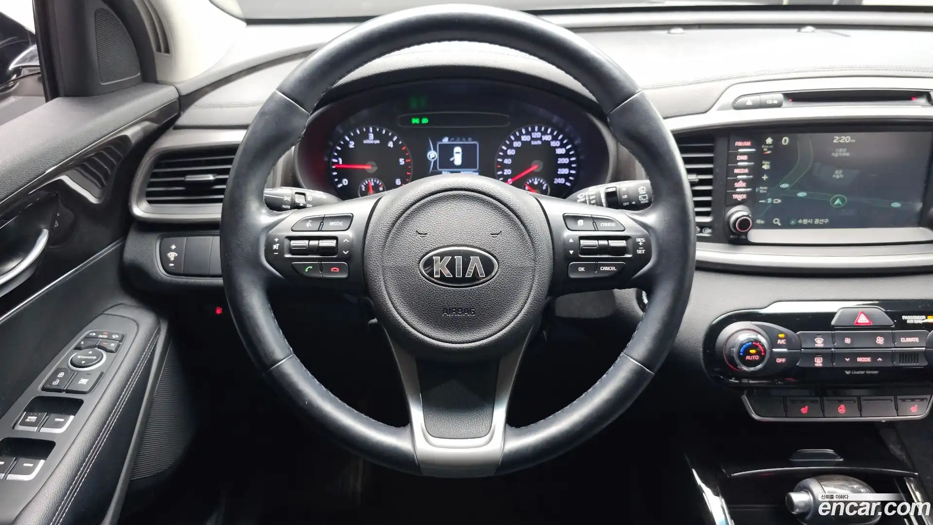 Sorento Kia 2016.4-OPTION-016