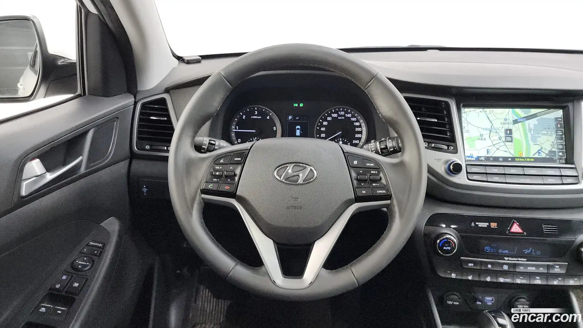Tucson Hyundai 2016.10-OPTION-017