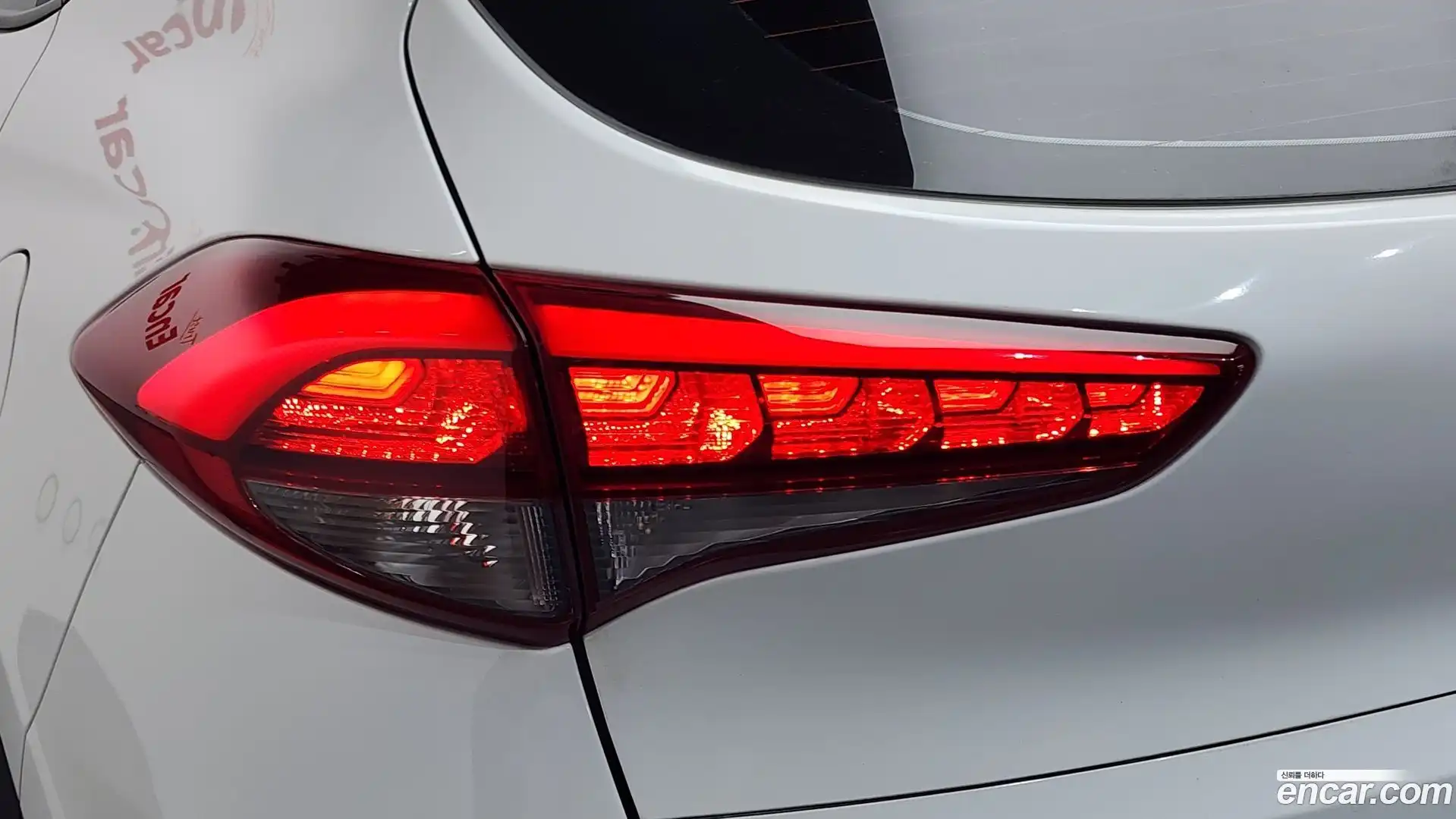 Tucson Hyundai 2016.10-OUTER-033