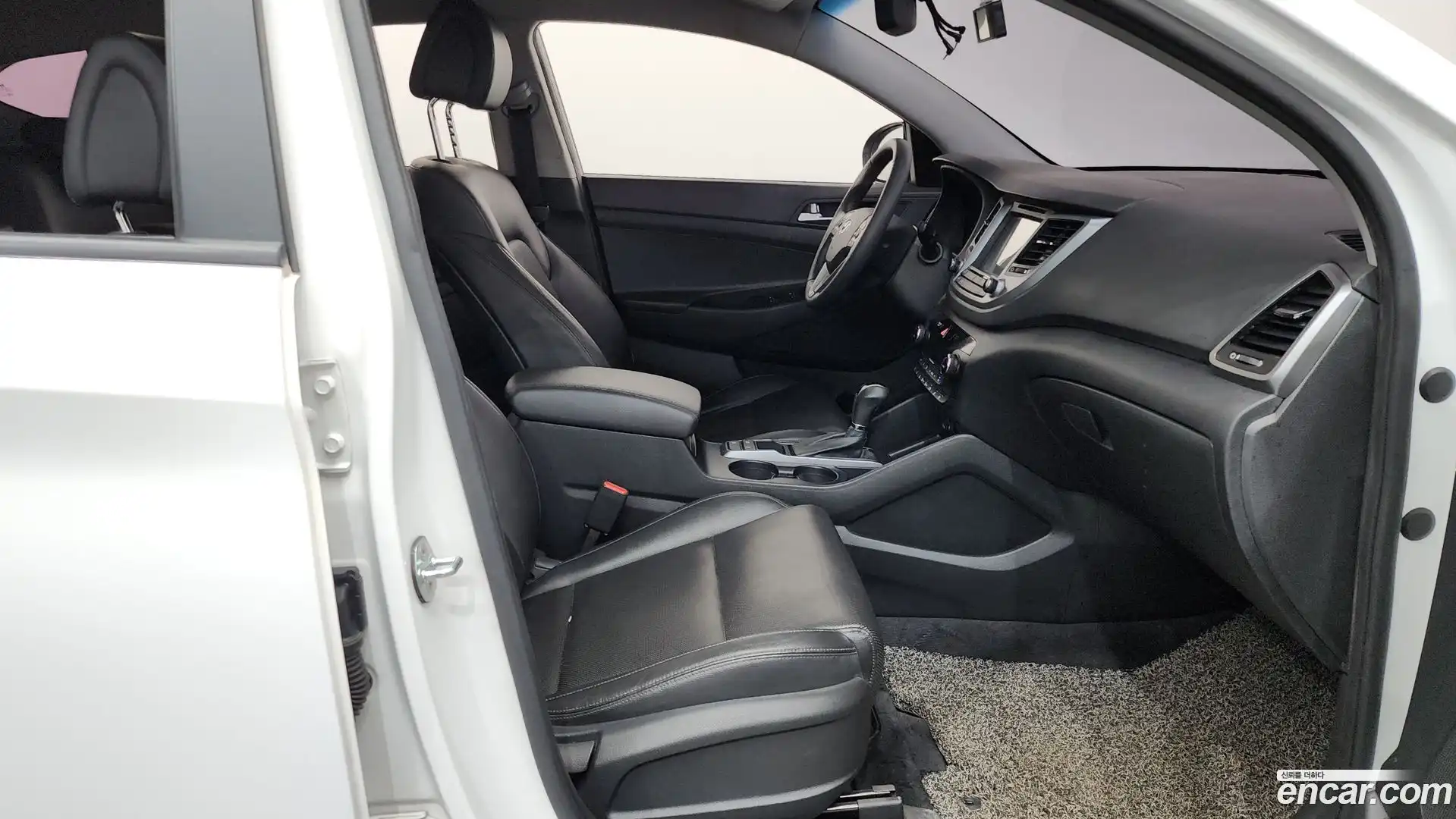 Tucson Hyundai 2016.10-INNER-036