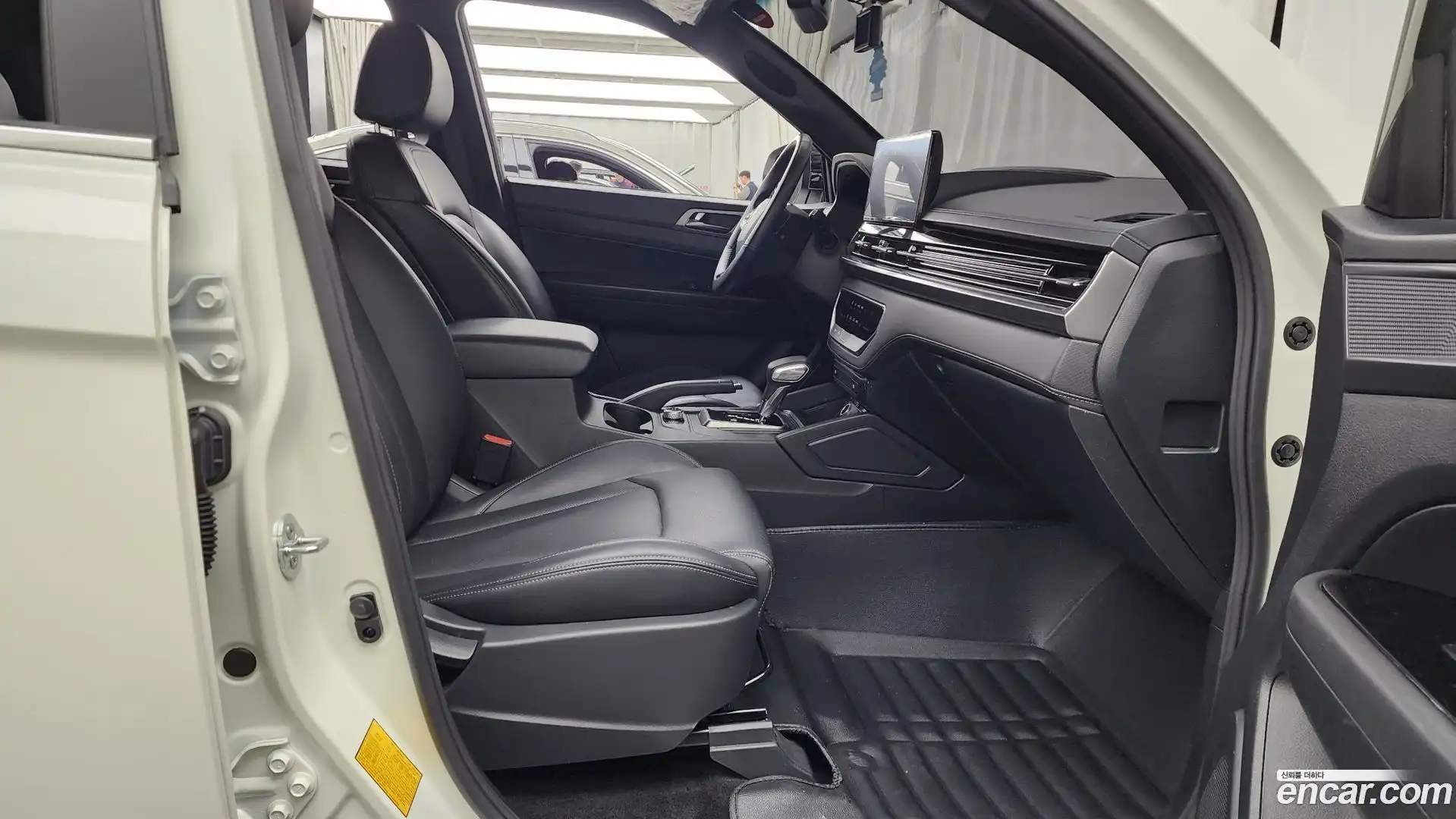 Rexton KG Mobility 2025.0-OPTION-015