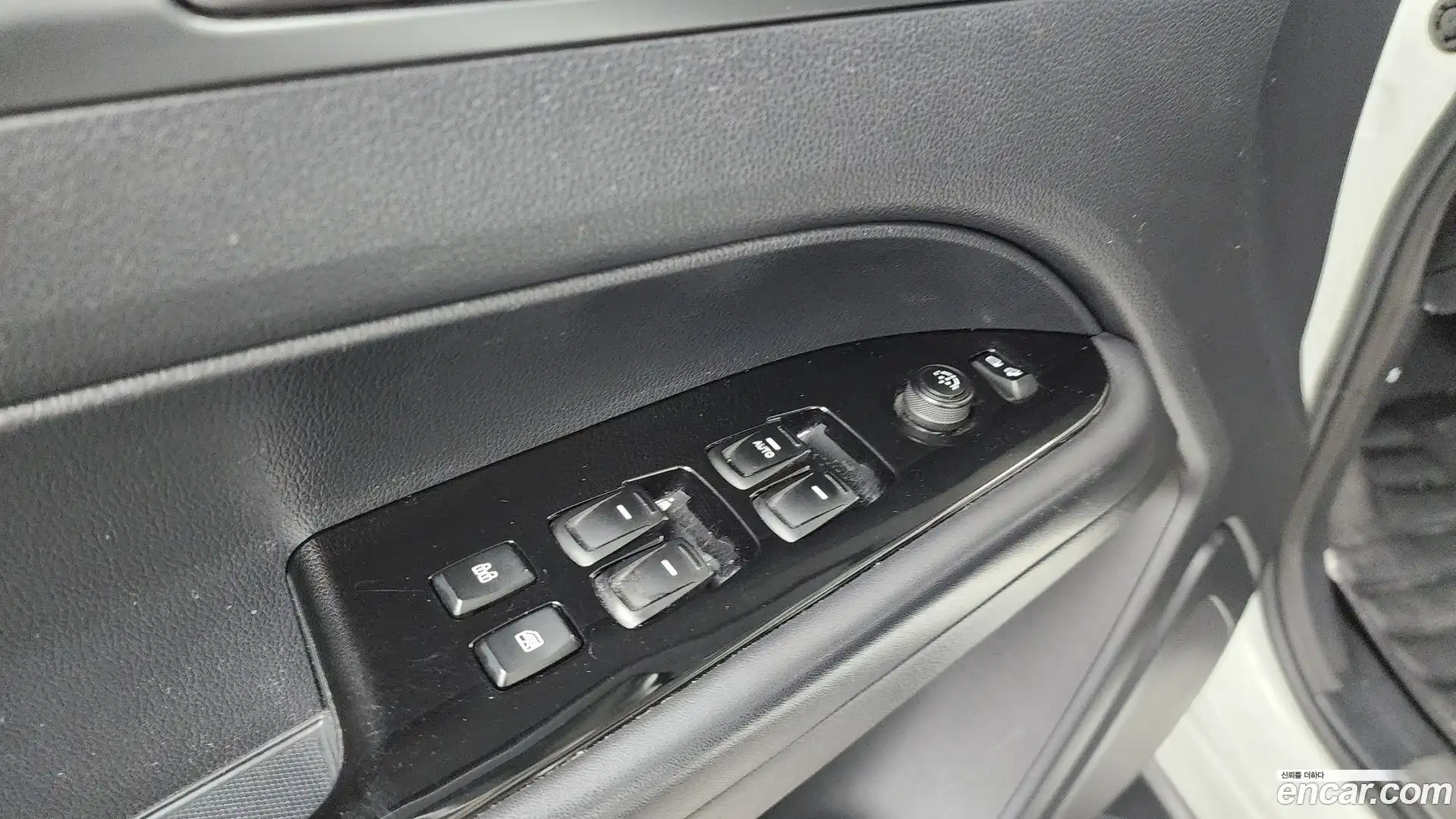 Rexton KG Mobility 2025.0-OPTION-040