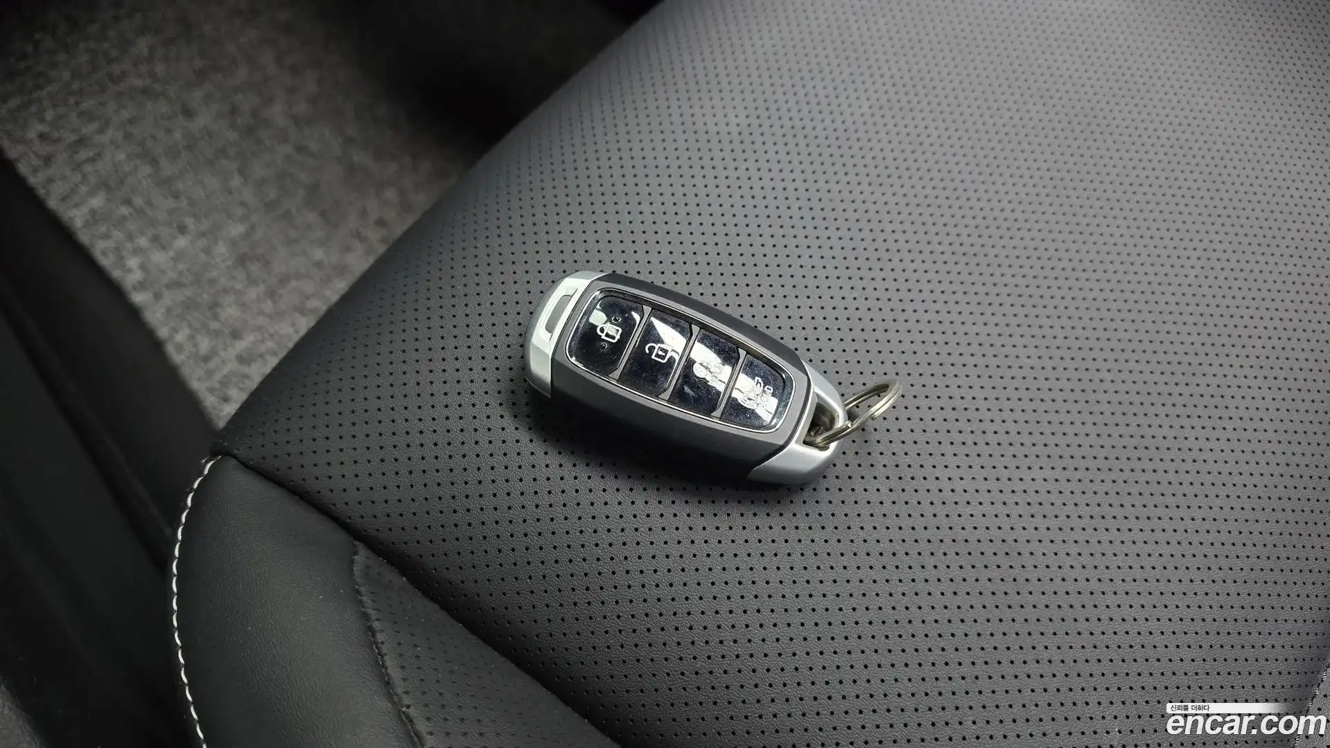 Venue Hyundai 2023.0-OPTION-023
