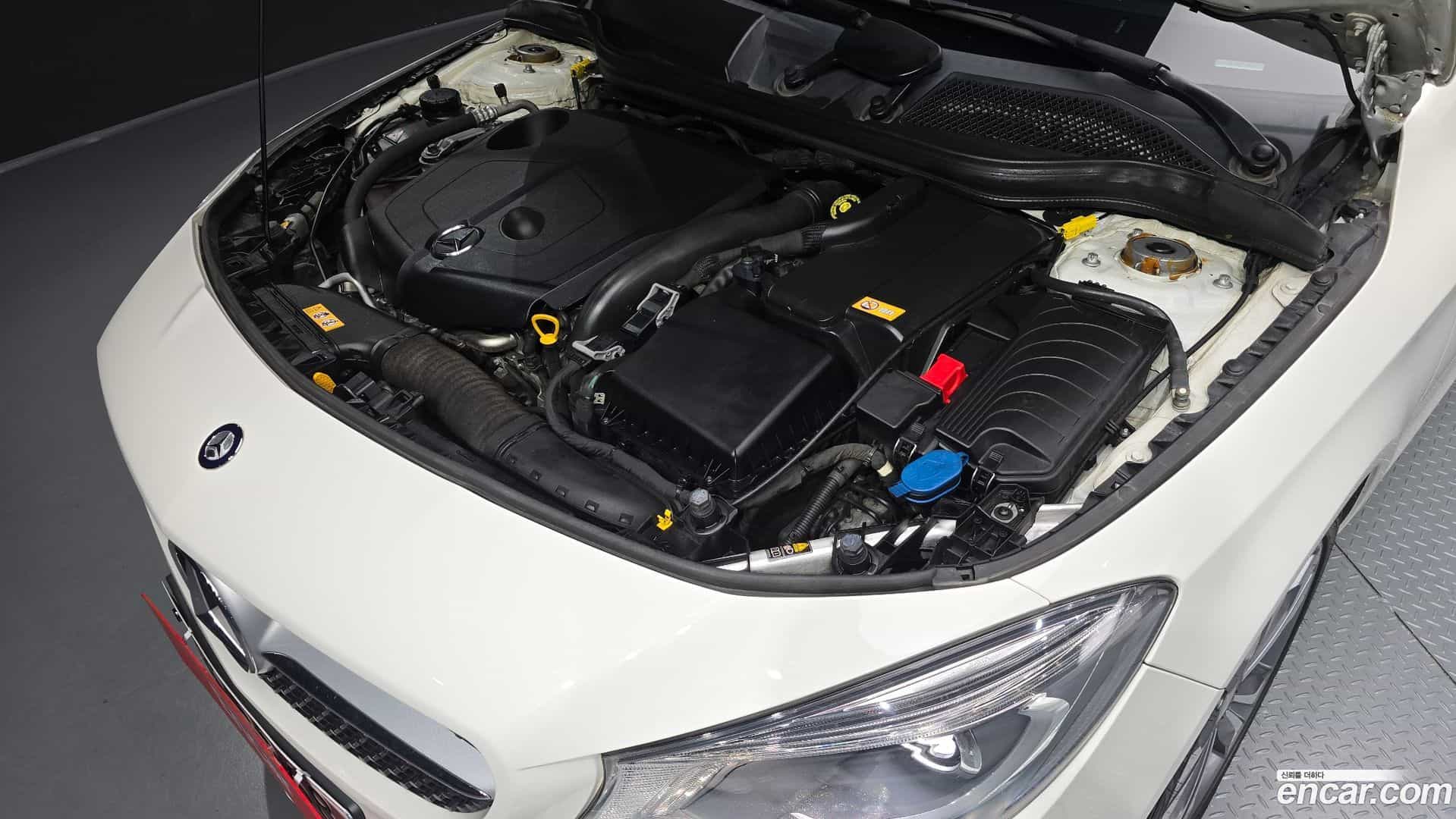 CLA-Class Mercedes-Benz 2016.5-OUTER-006