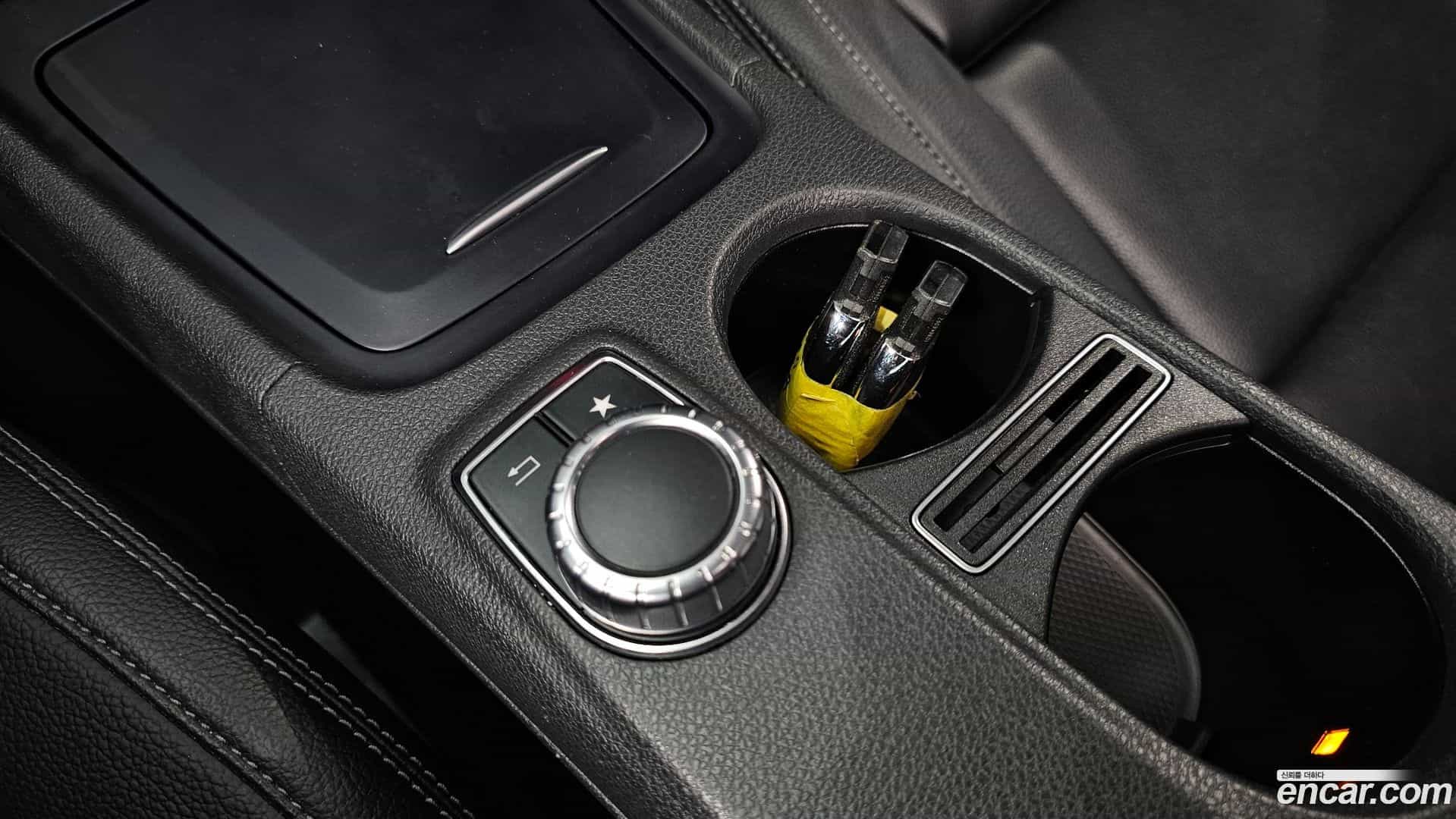 CLA-Class Mercedes-Benz 2016.5-OPTION-024