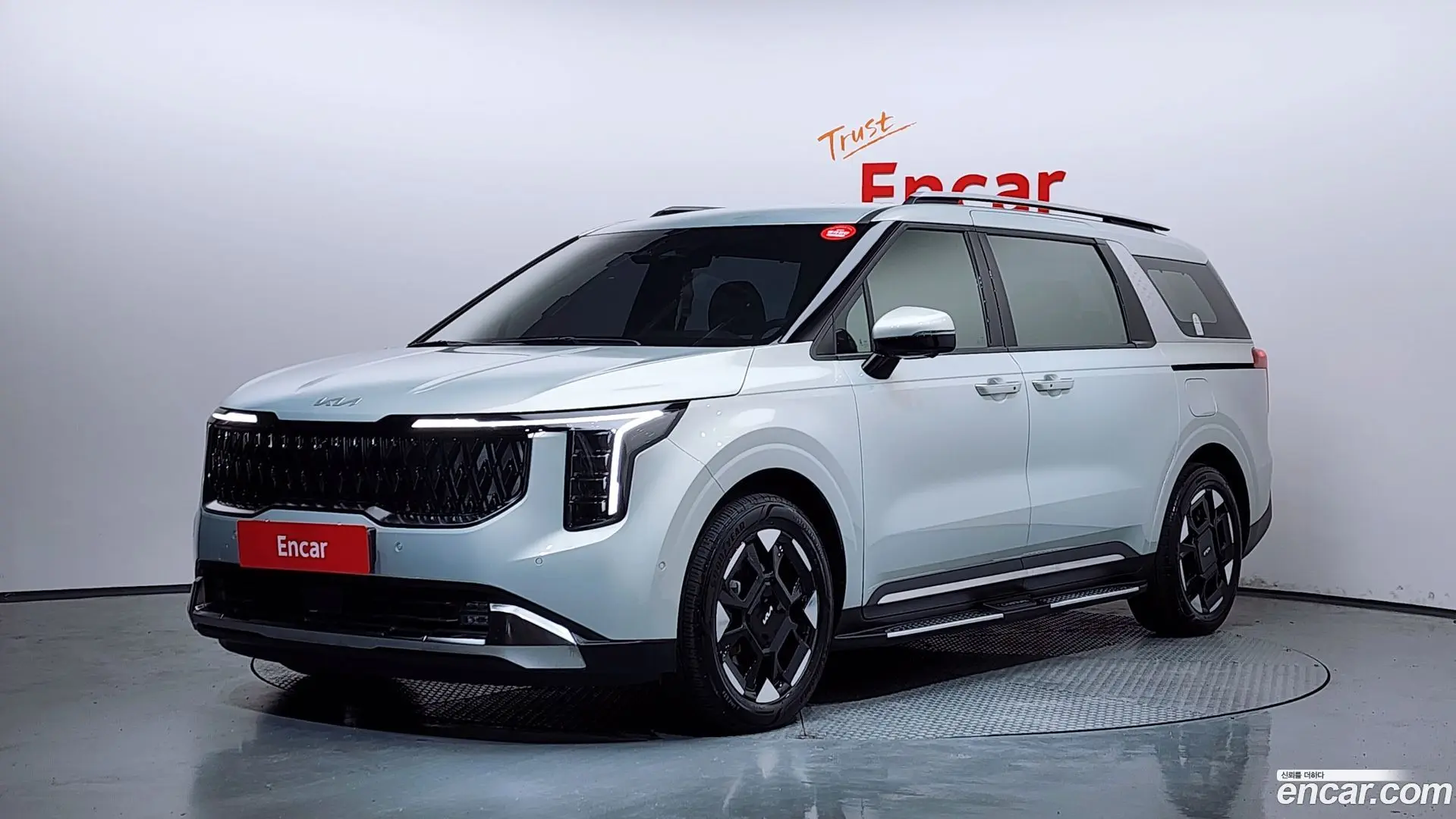 Main__Slider__Photo:Canival Kia 2024.0-0