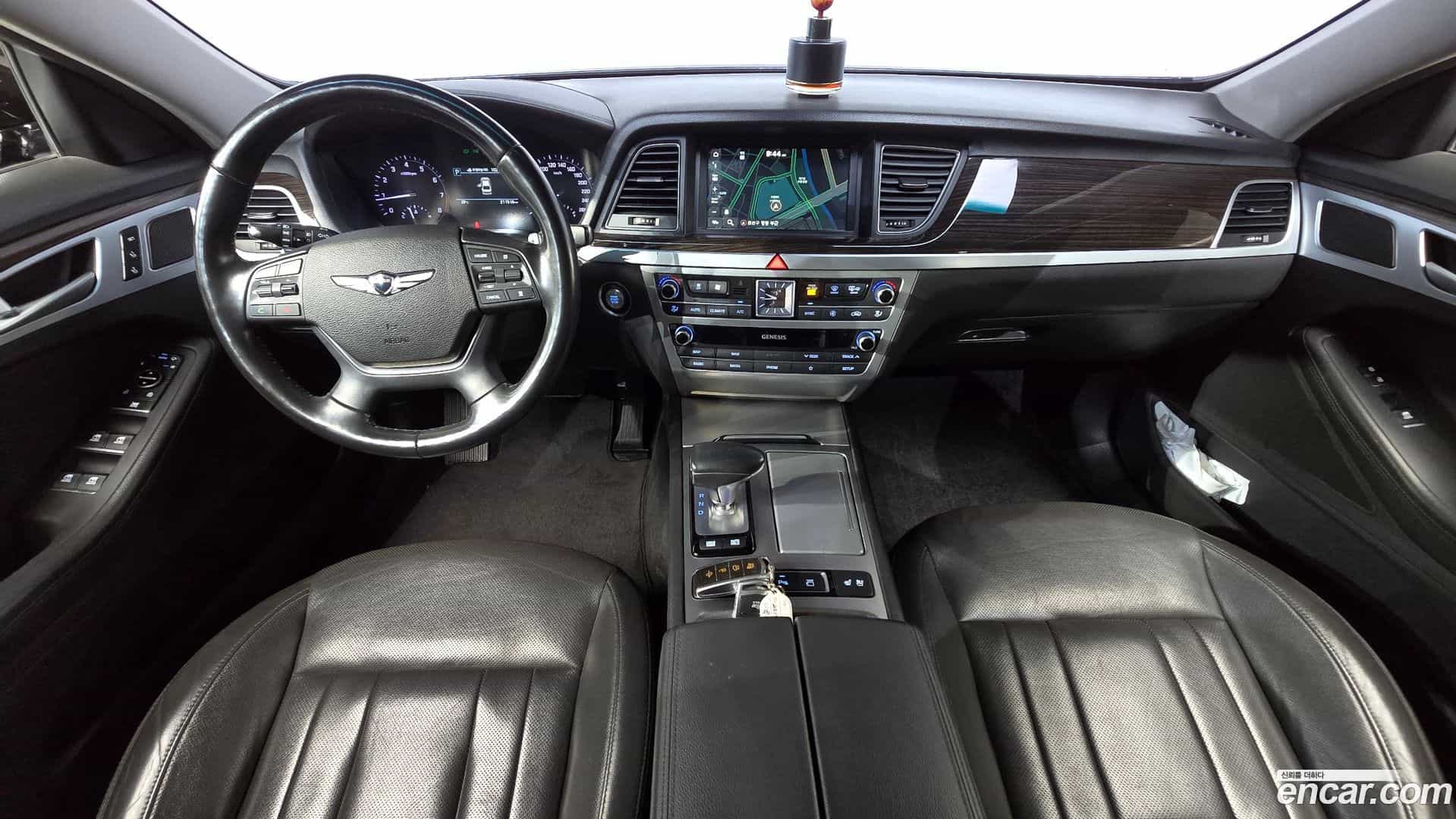 G80 Genesis 2019.2-INNER-007