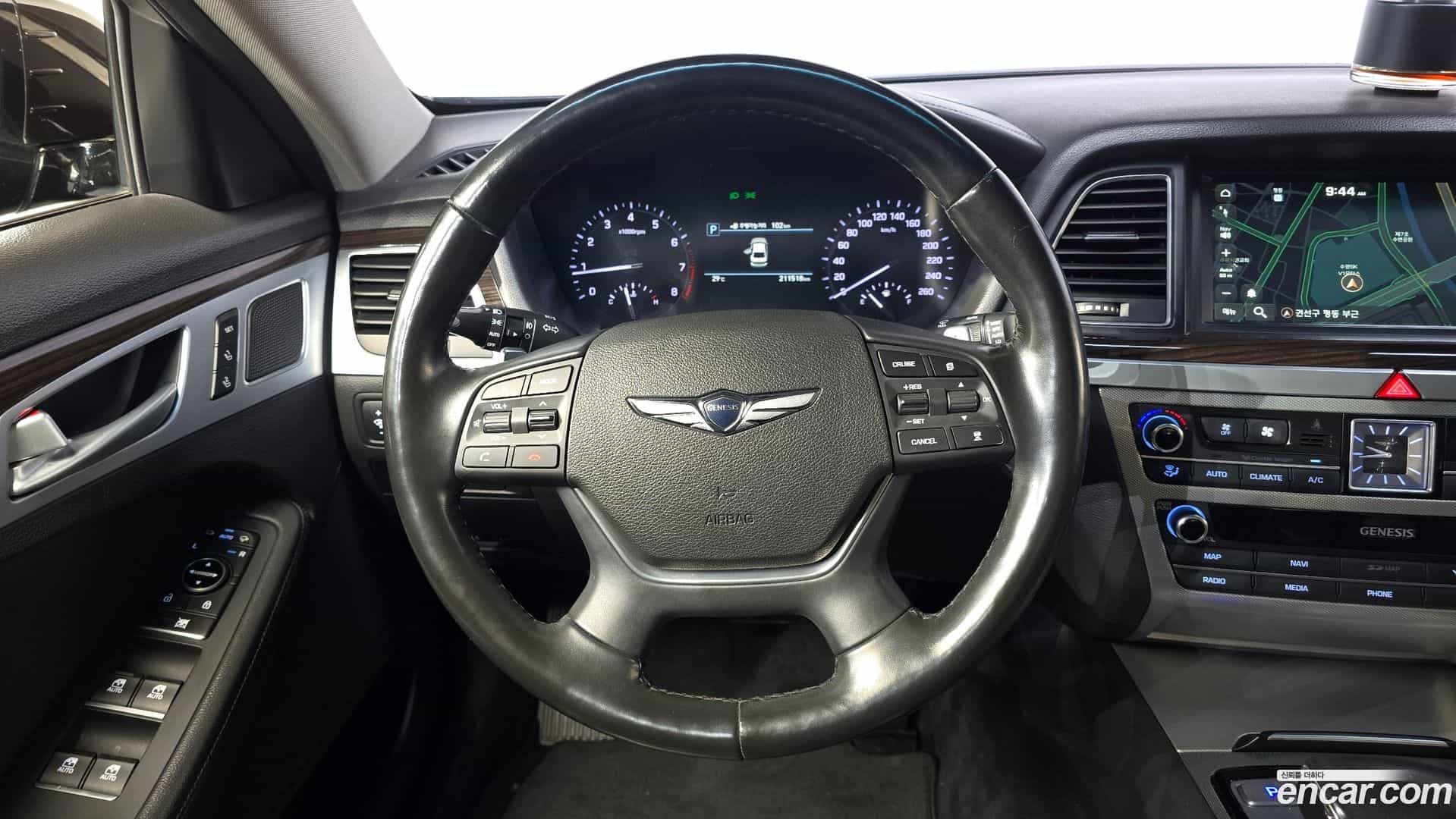 G80 Genesis 2019.2-OPTION-017