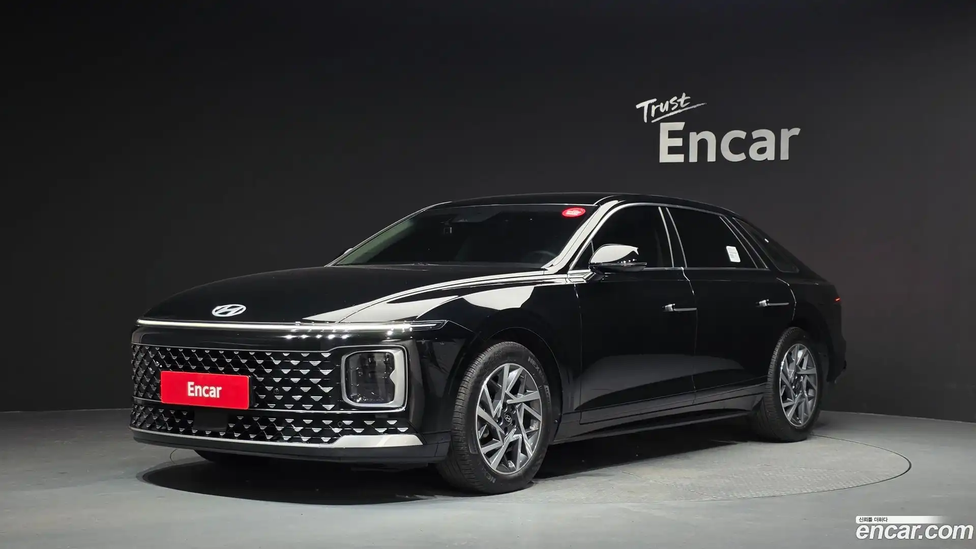 Grandeur Hyundai 2023.5-OUTER-001