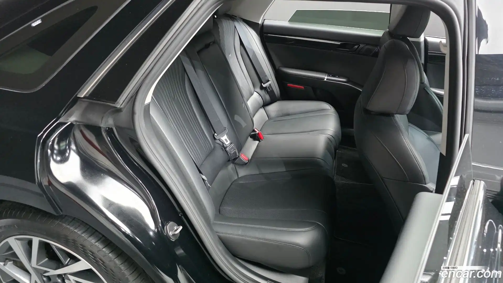 Grandeur Hyundai 2023.5-OPTION-015