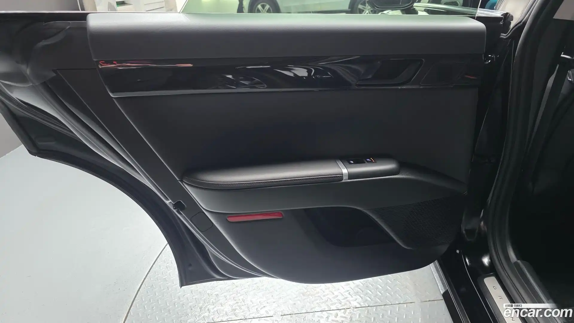 Grandeur Hyundai 2023.5-INNER-035