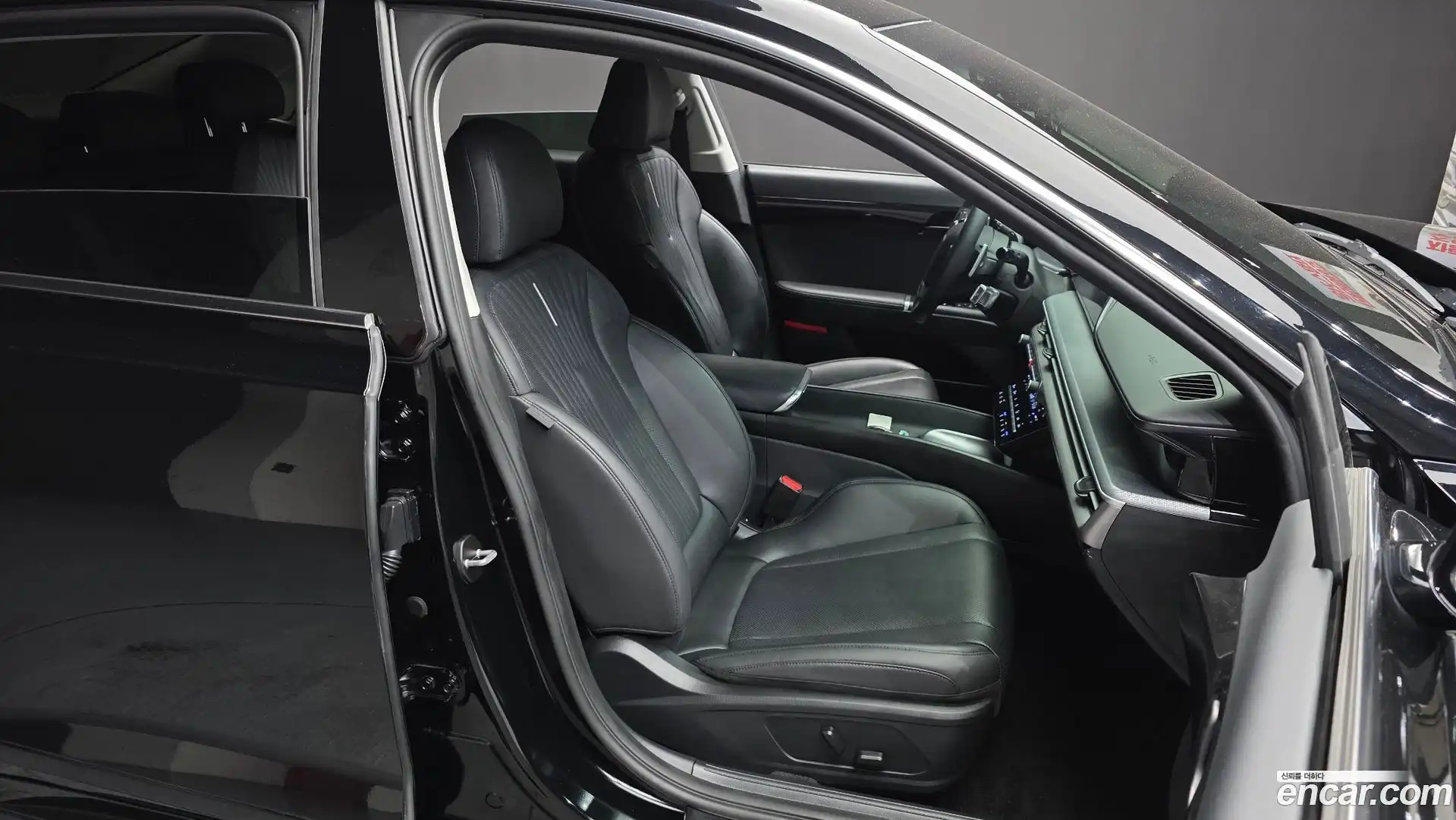 Grandeur Hyundai 2023.5-INNER-036