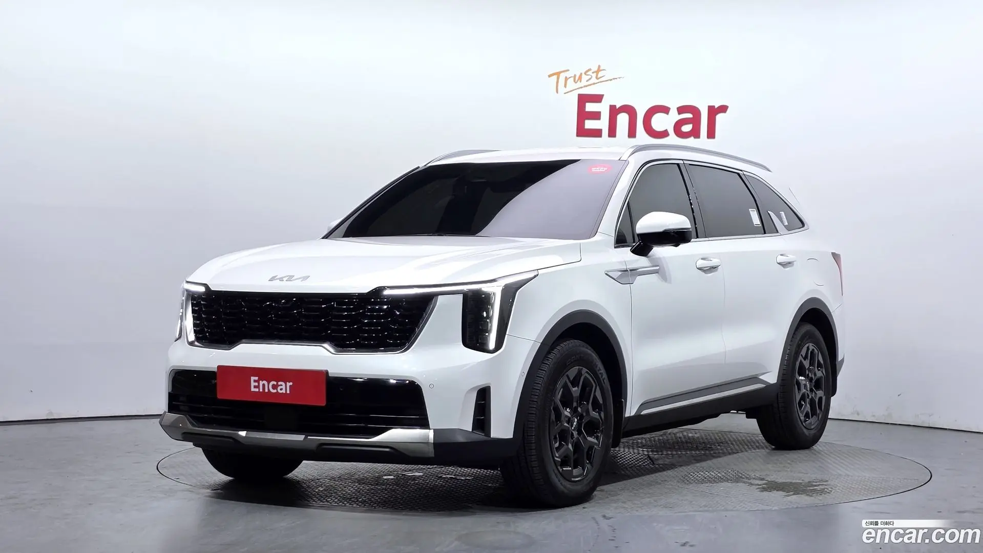 Main__Slider__Photo:Sorento Kia 2023.8-0