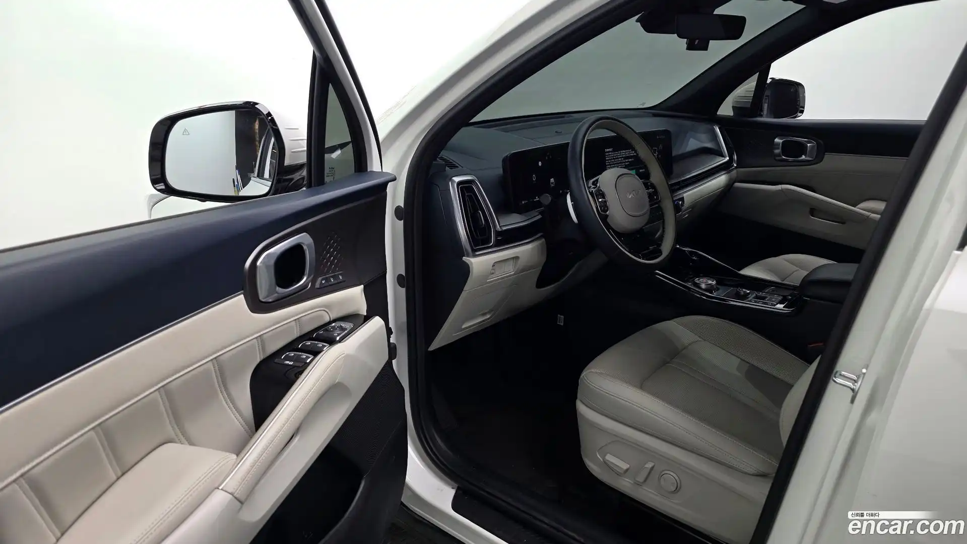 Sorento Kia 2023.8-INNER-010