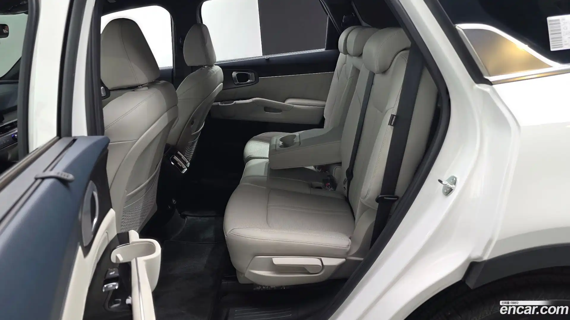 Sorento Kia 2023.8-OPTION-016